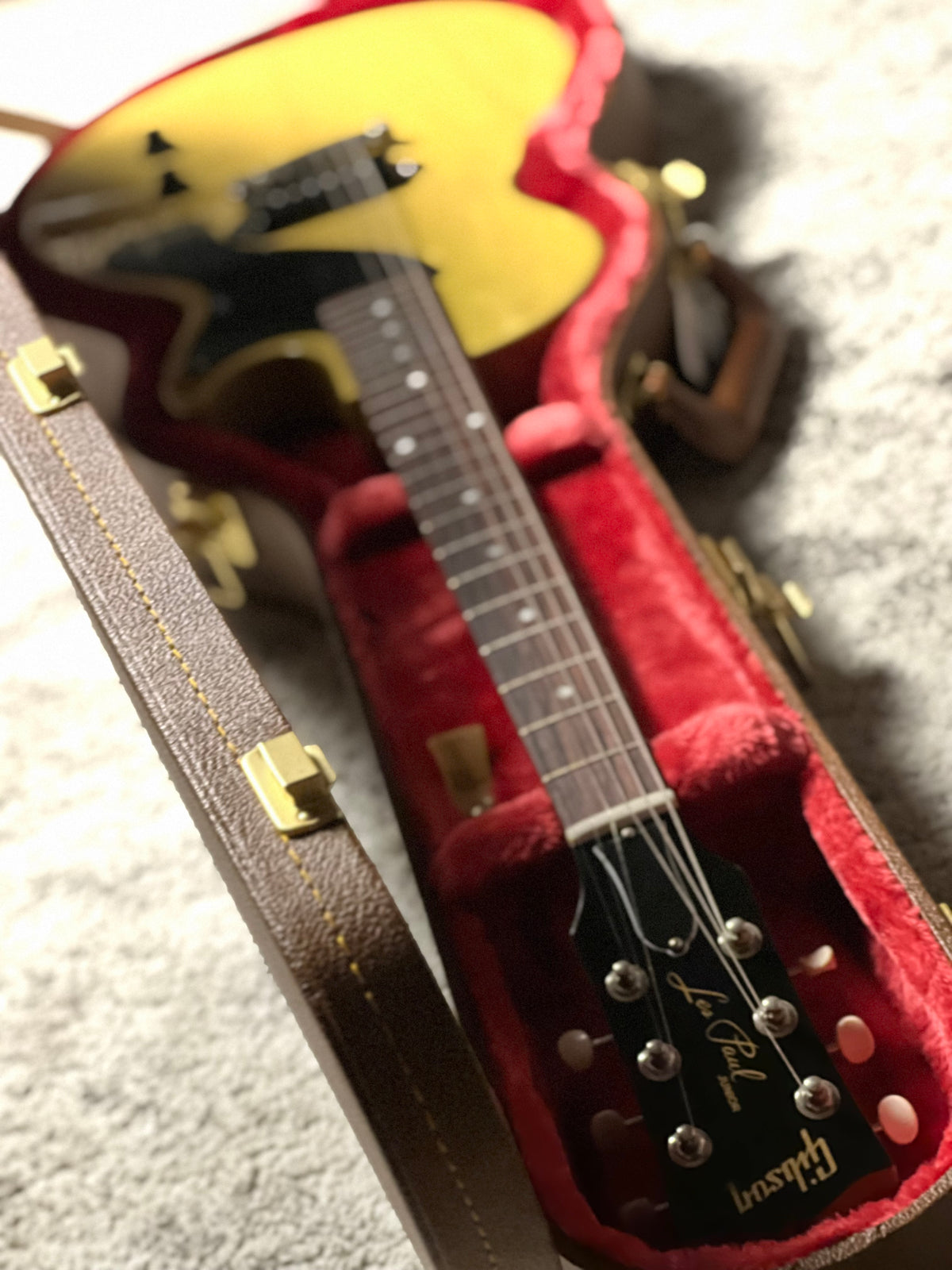 Gibson Les Paul Junior in TV Yellow w/Case 232950170