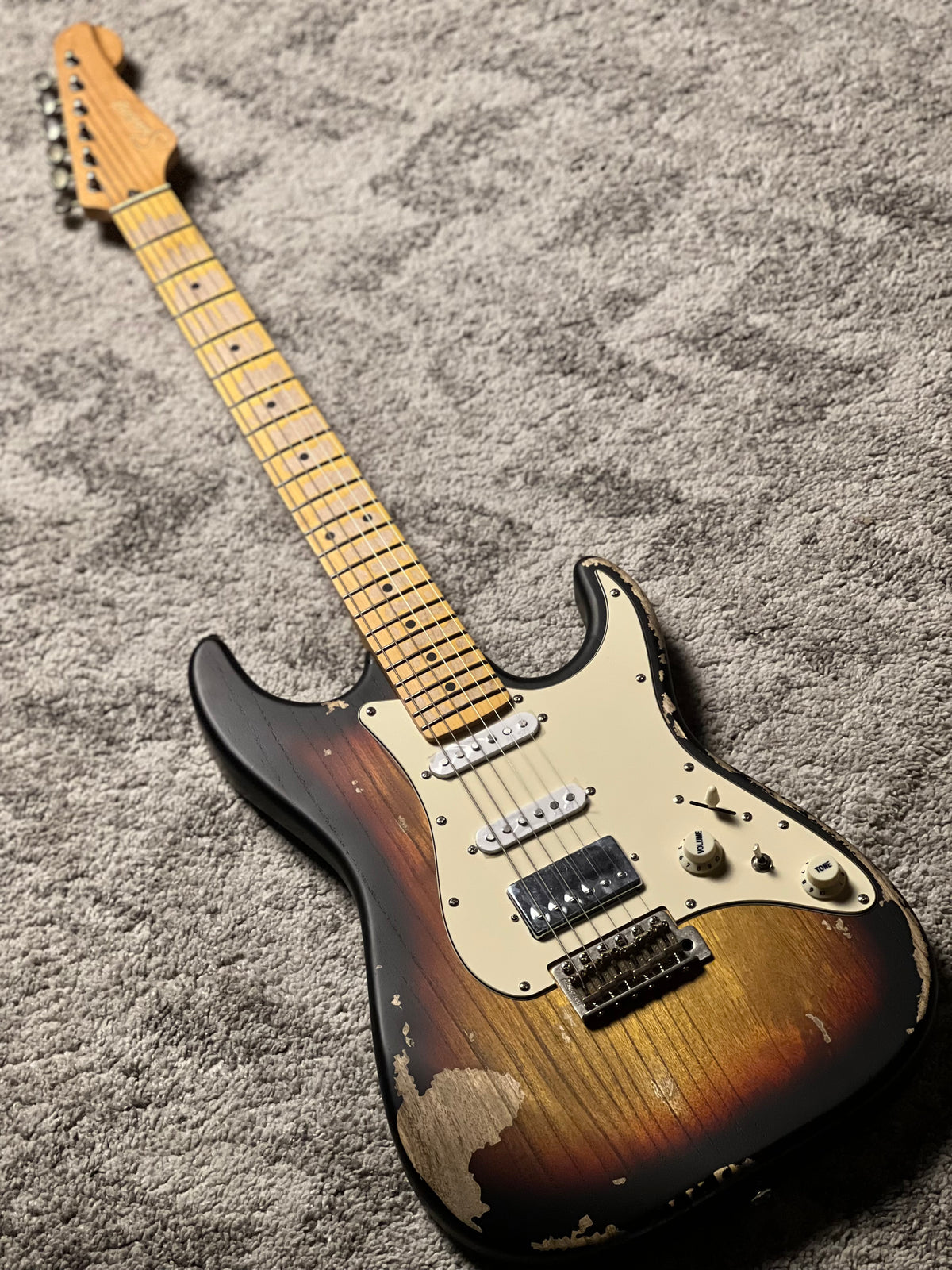 Soloking MS-1 Tribute 50s Relic with Maple FB in 3-Tone Sunburst