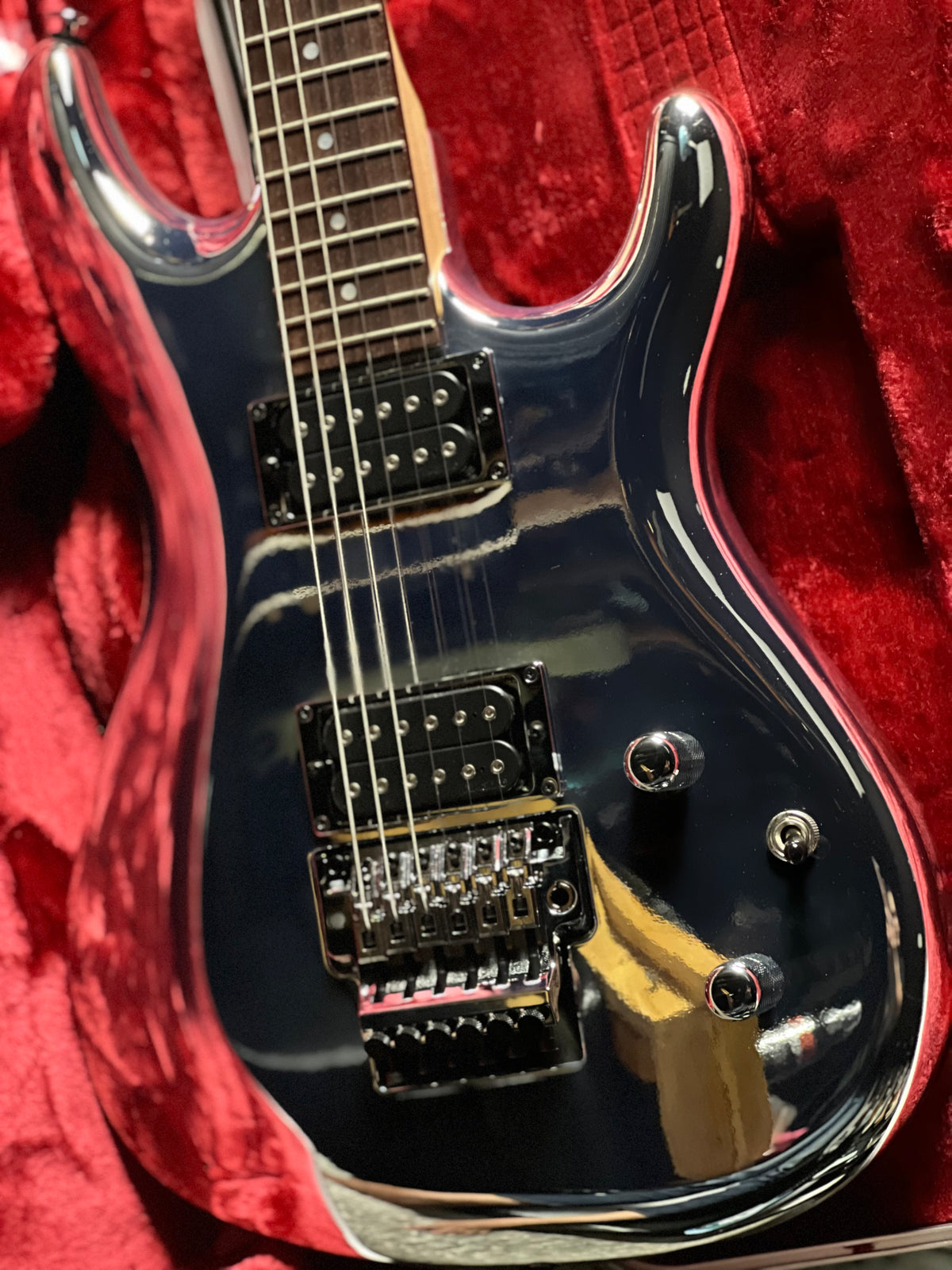 Ibanez JS3CR Joe Satriani Signature w/Case In Chrome Boy F2401024