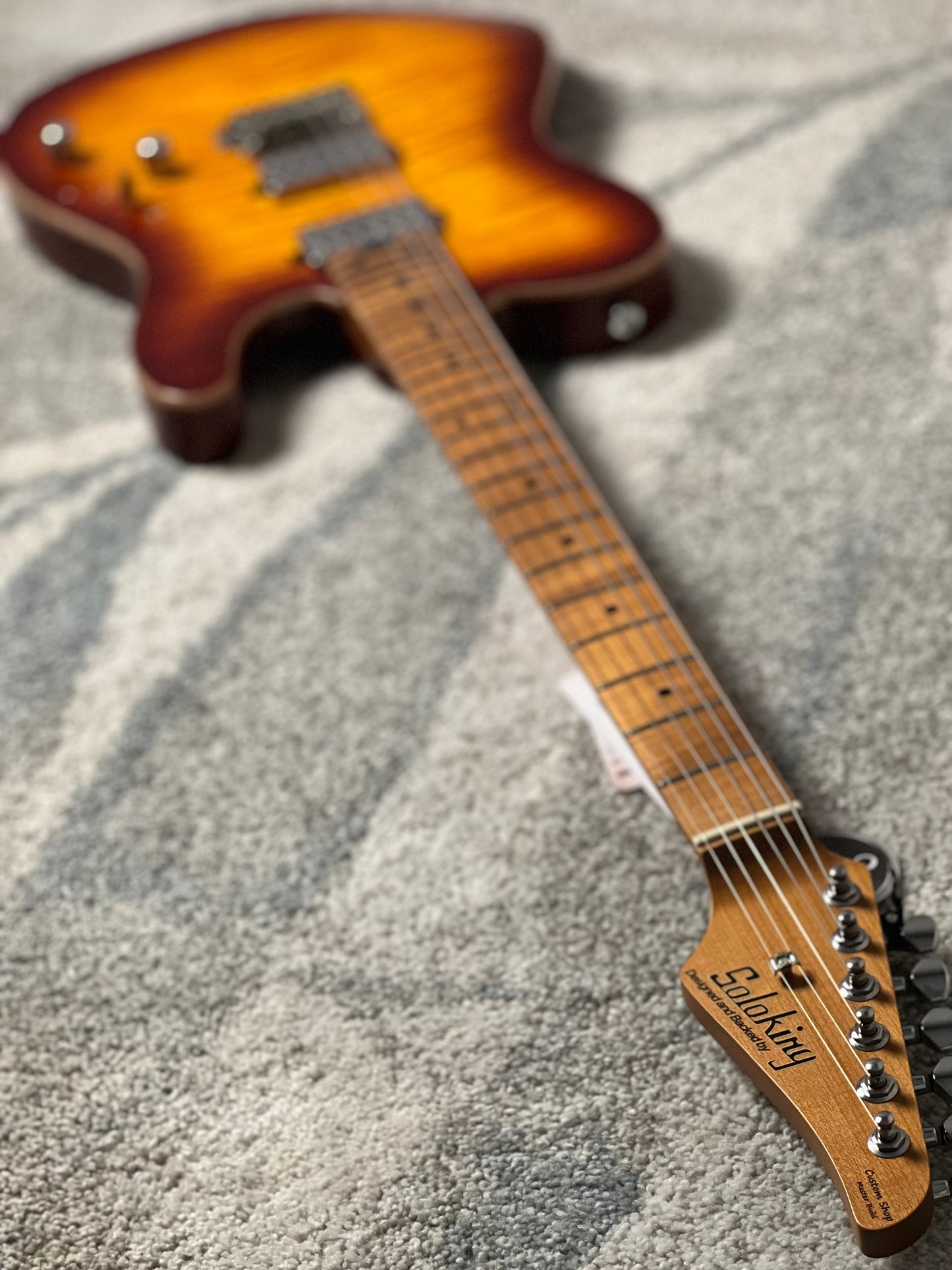 Soloking MT-1 Custom 24 HH MKII in Bengal Burst