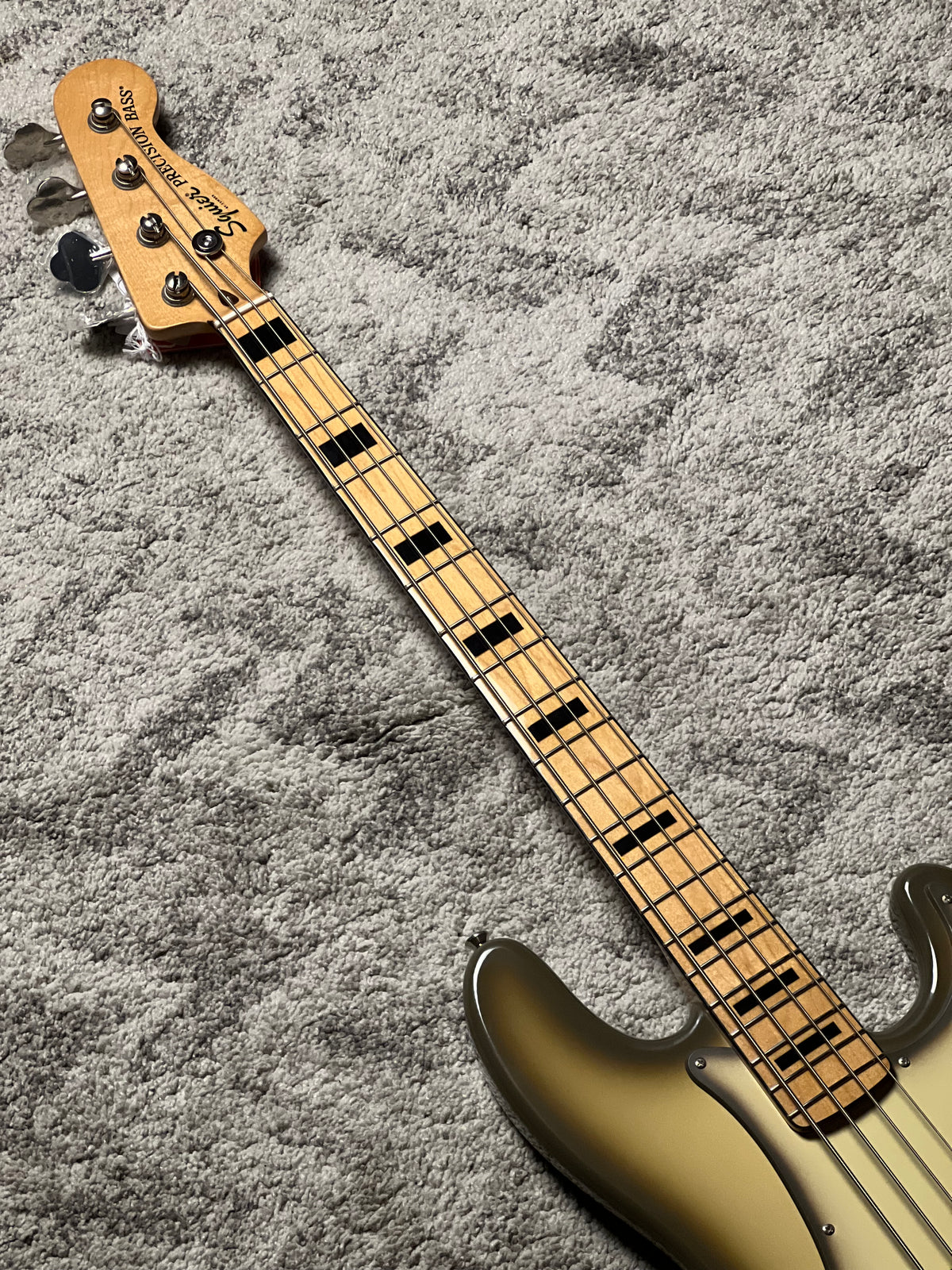 Squier FSR Classic Vibe 70s Precision Bass with Maple FB in Antigua Burst