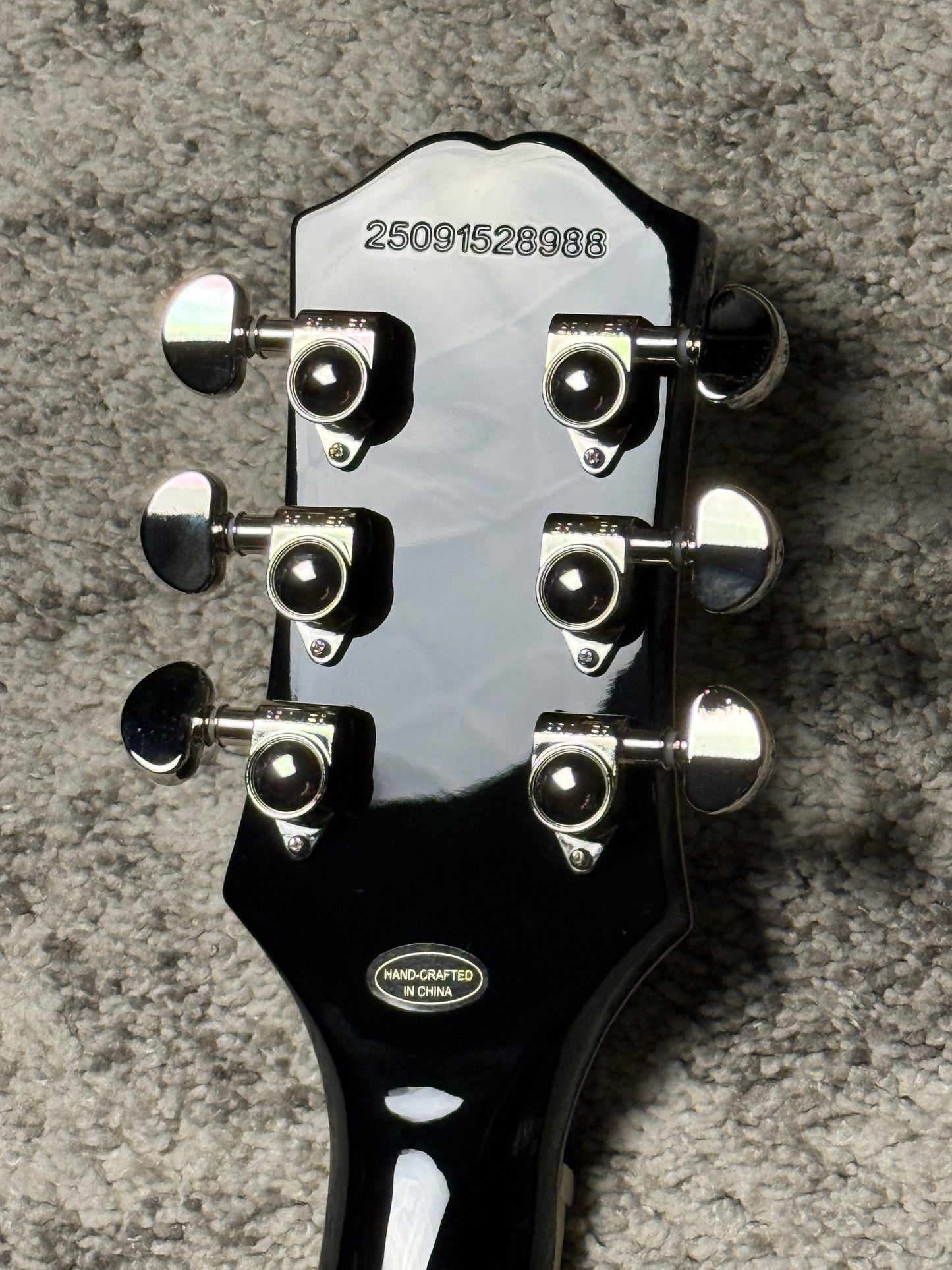 Epiphone Les Paul Custom Bats in Flight in Transparent Ebony Burst Limited Edition