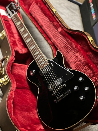Gibson Noel Gallagher Les Paul Standard in Ebony w/Case 234550060