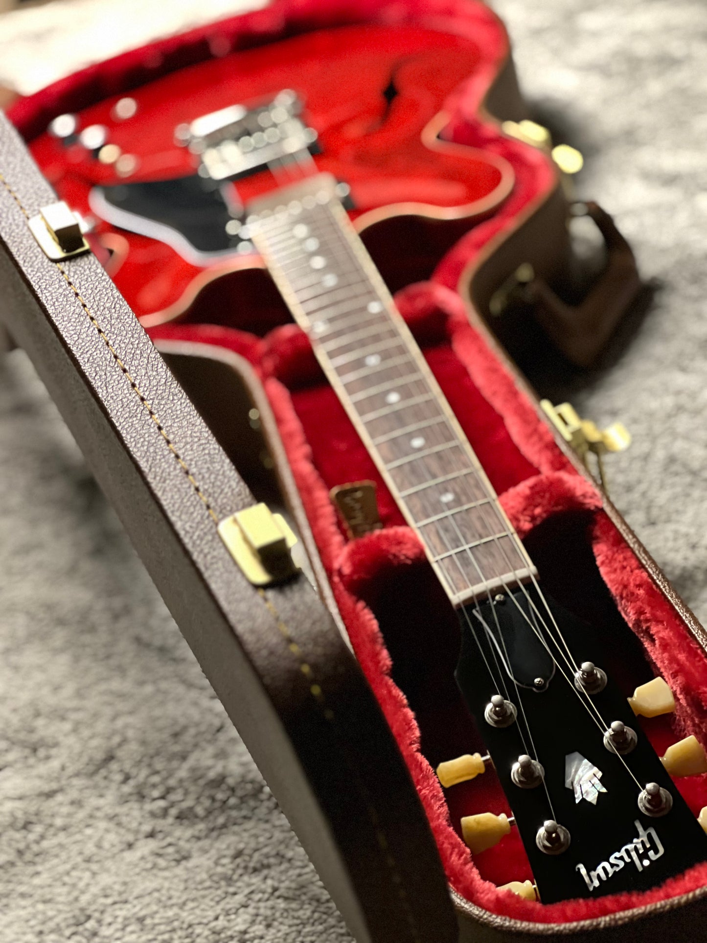 Gibson ES-335 Original Collection in Sixties Cherry w/Case 230356282