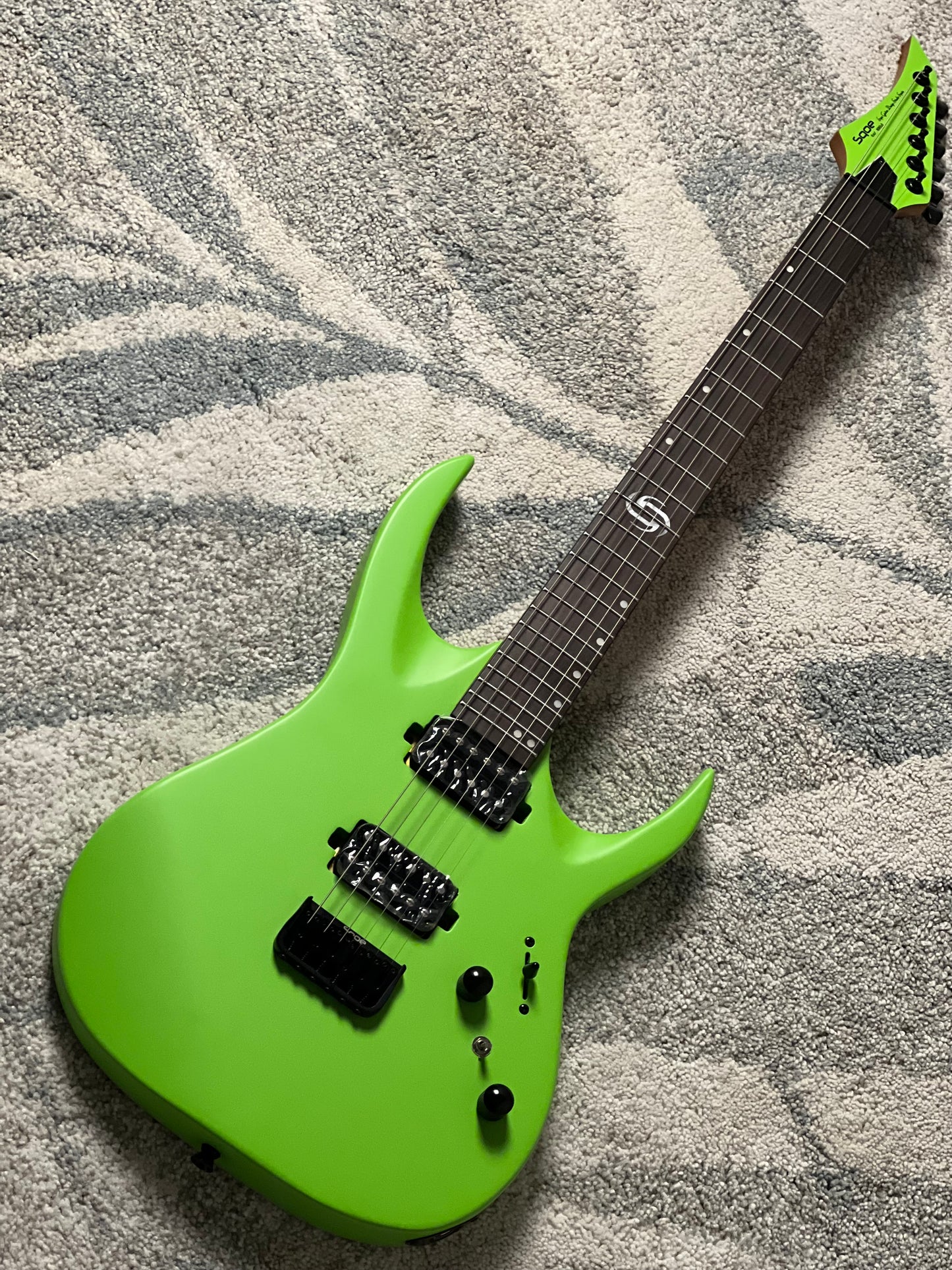 SQOE SEIB6S RGS in Satin Steele Green