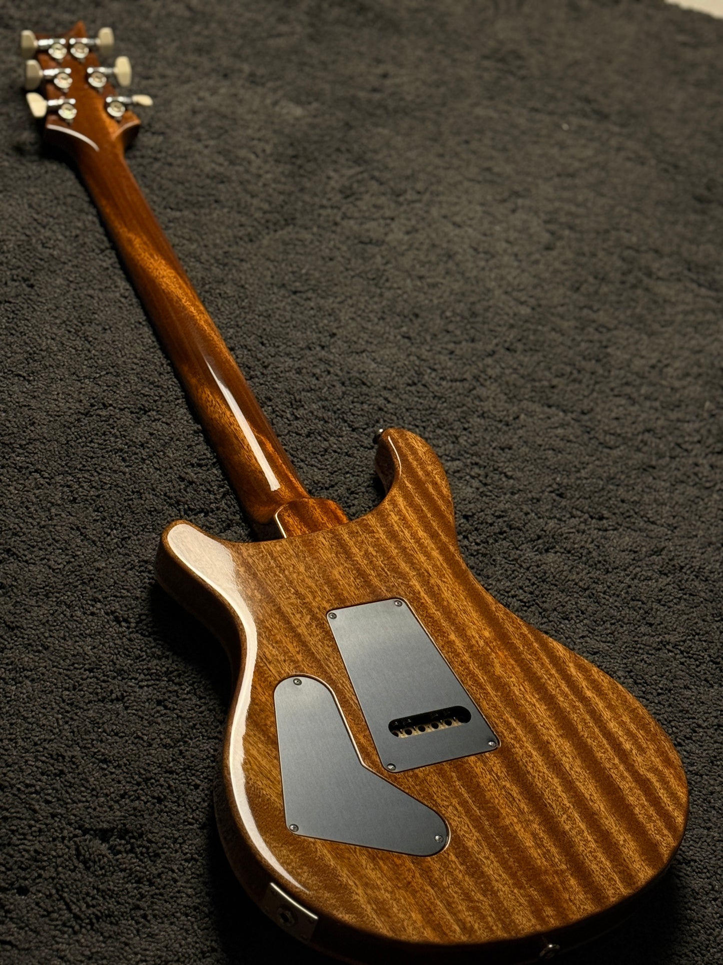 PRS Custom 24-08 2024 in Yellow Tiger 0380048