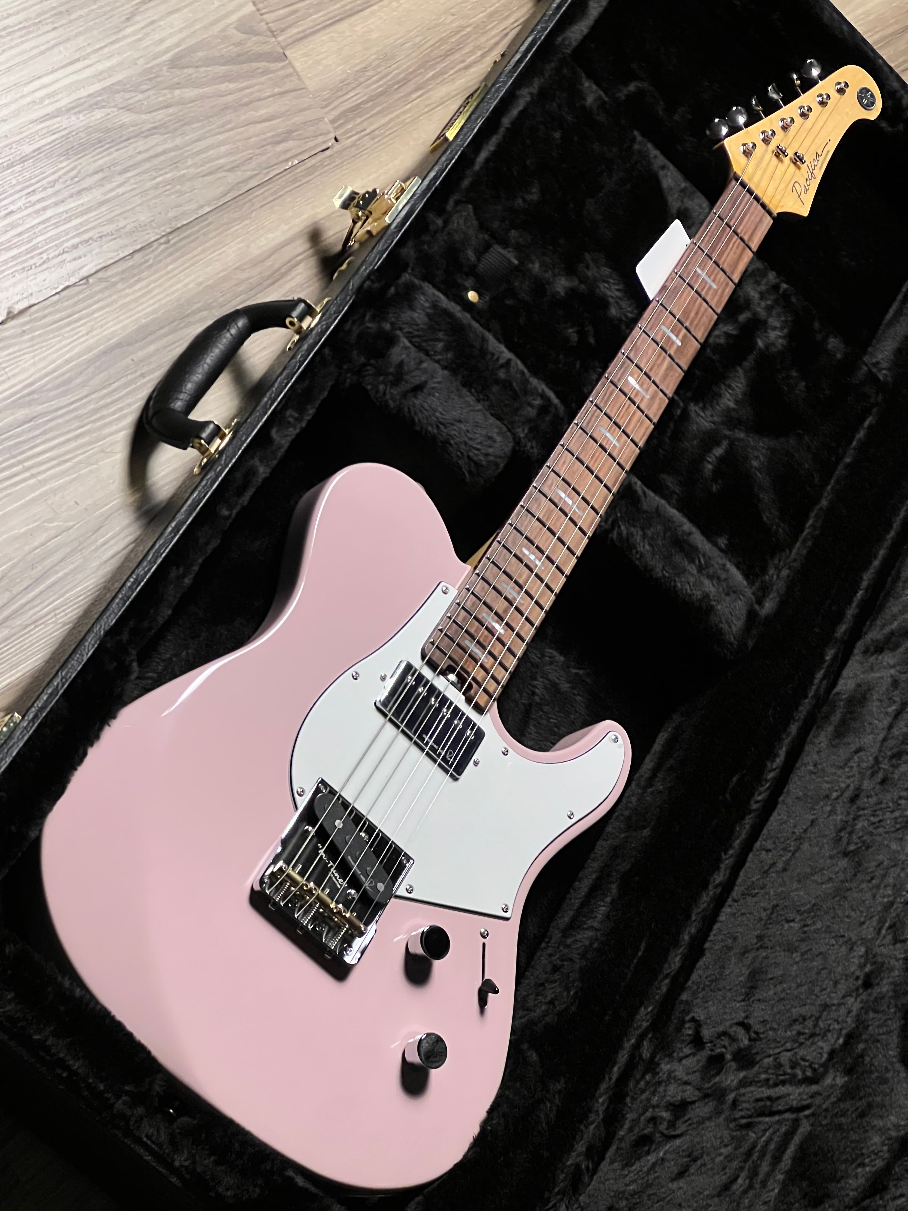 Yamaha PACP11S Pacifica SC Professional in Ash Pink – nafiriguitar.com