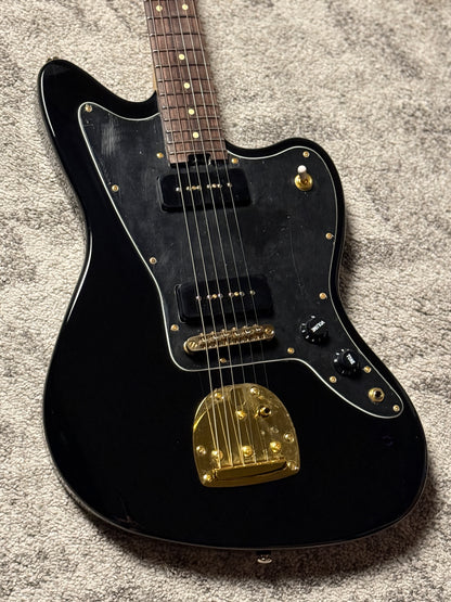 SLX Heron Classic P90 in Black with Gold Hardware