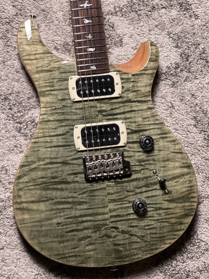 PRS SE Custom 24 Flame in Trampas Green