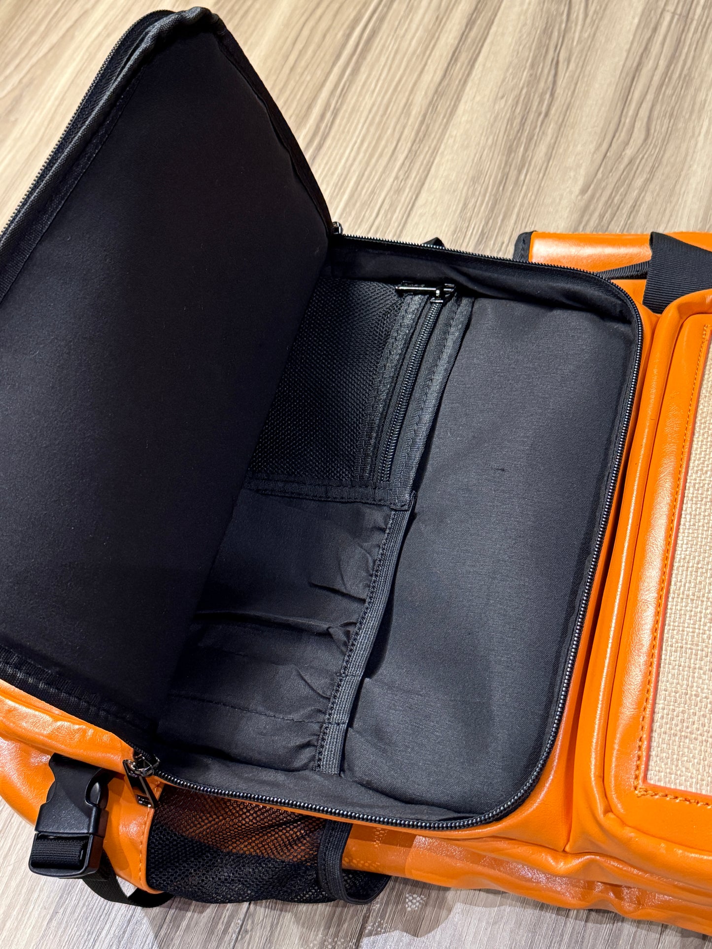 MOD Case Orange Super Crush Backpack in Orange Leather