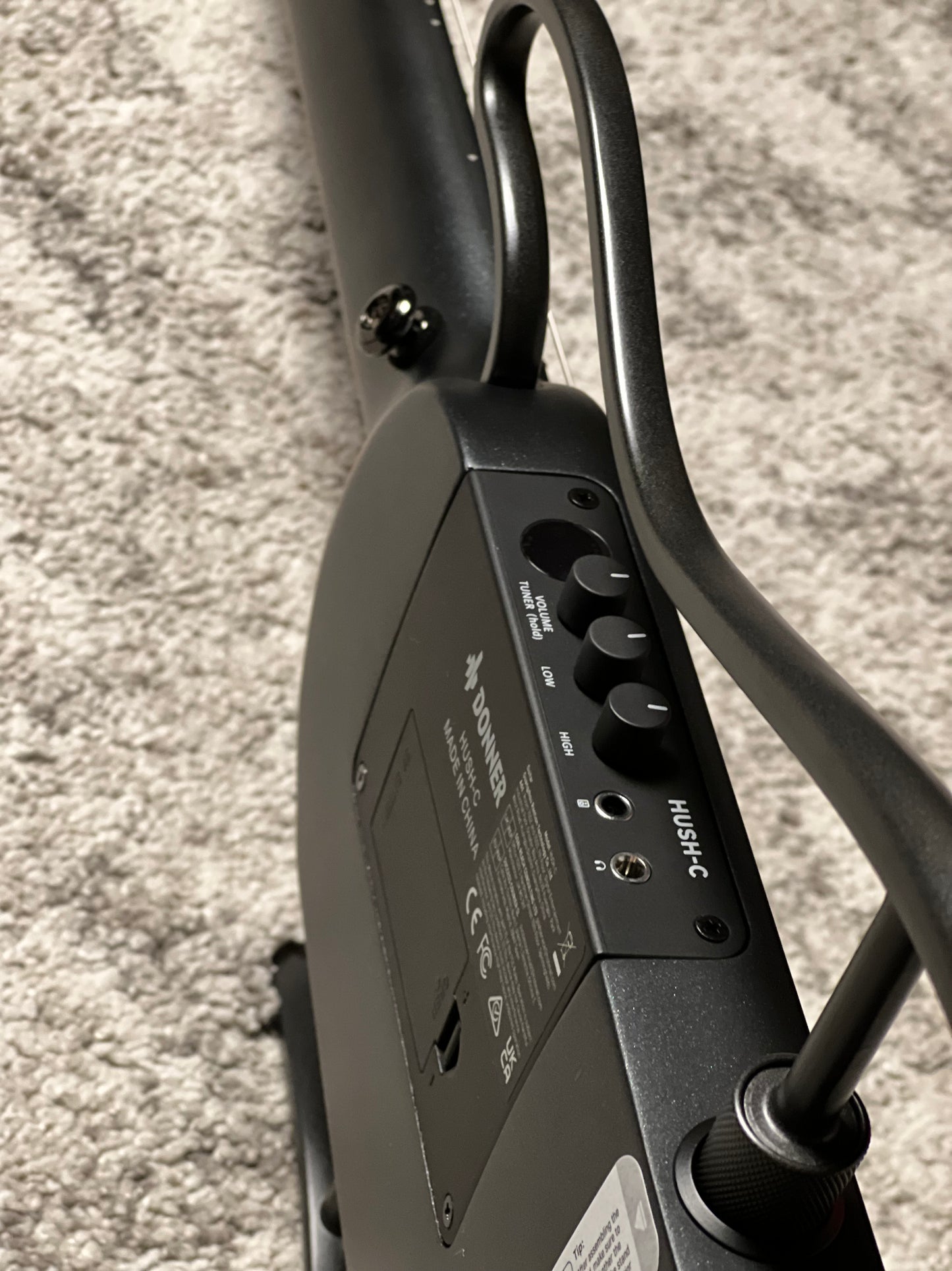 Donner Hush-C Nylon In black