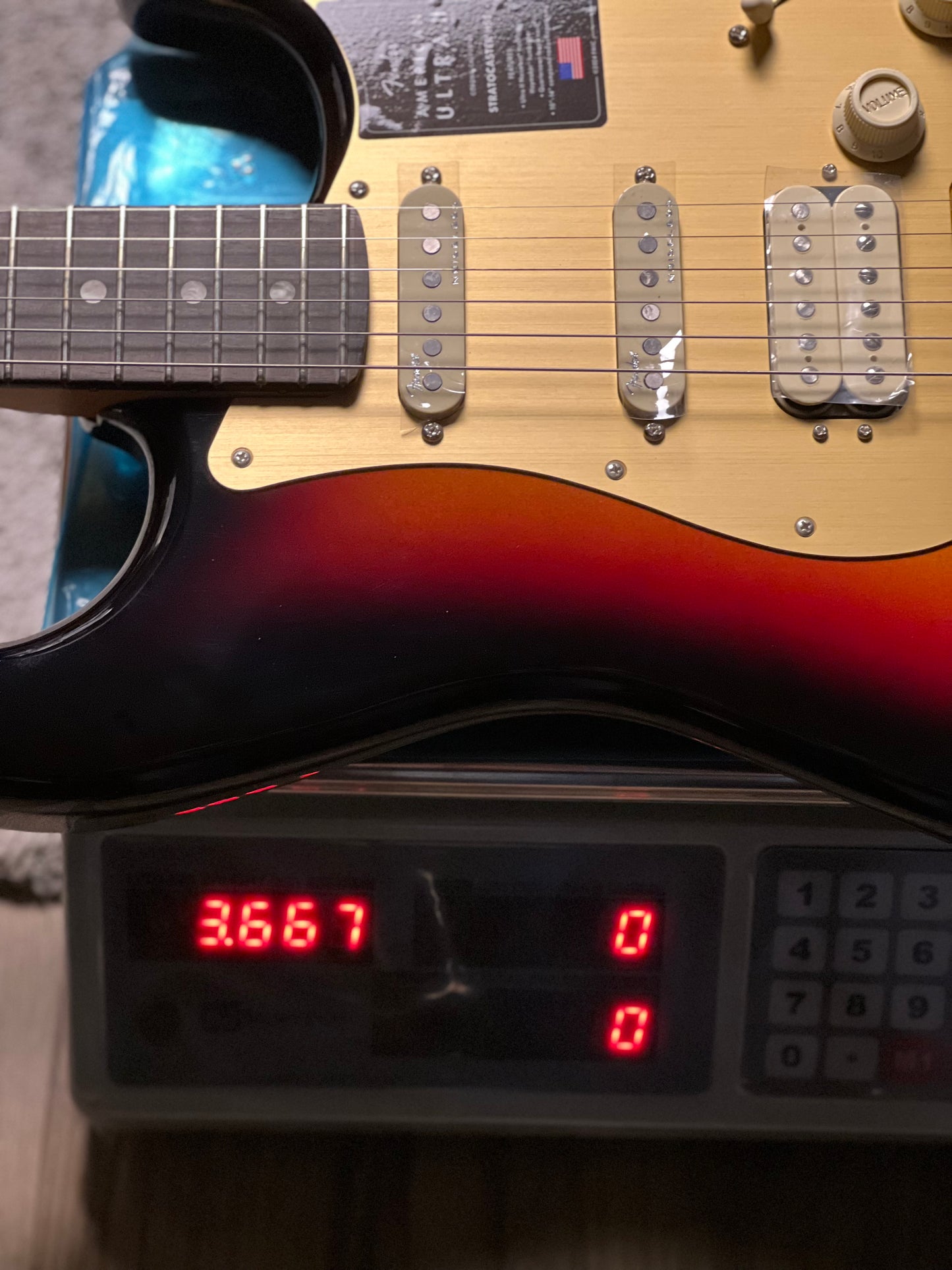 Fender American Ultra II Stratocaster HSS with Ebony FB in Ultraburst US25024570