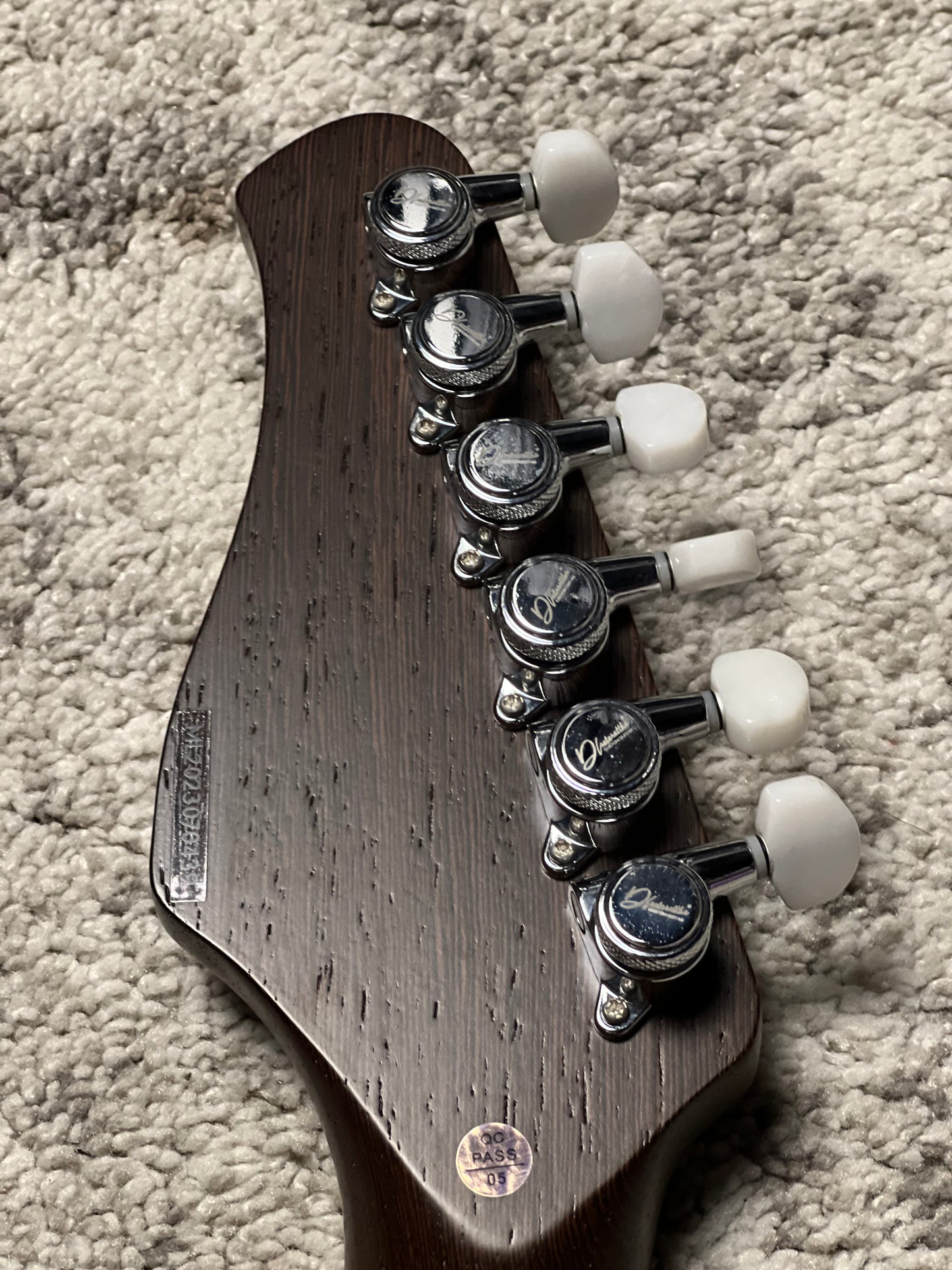 Dhatarattha Custom Classic DST HSS in Natural Ash with Rosewood Neck and Blooming Lilies Inlay