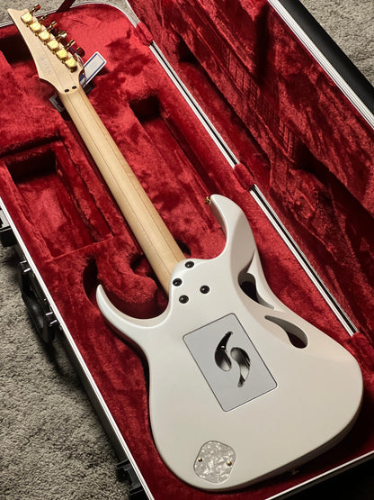 Ibanez Steve Vai Signature PIA Guitar in Stallion White F2515779