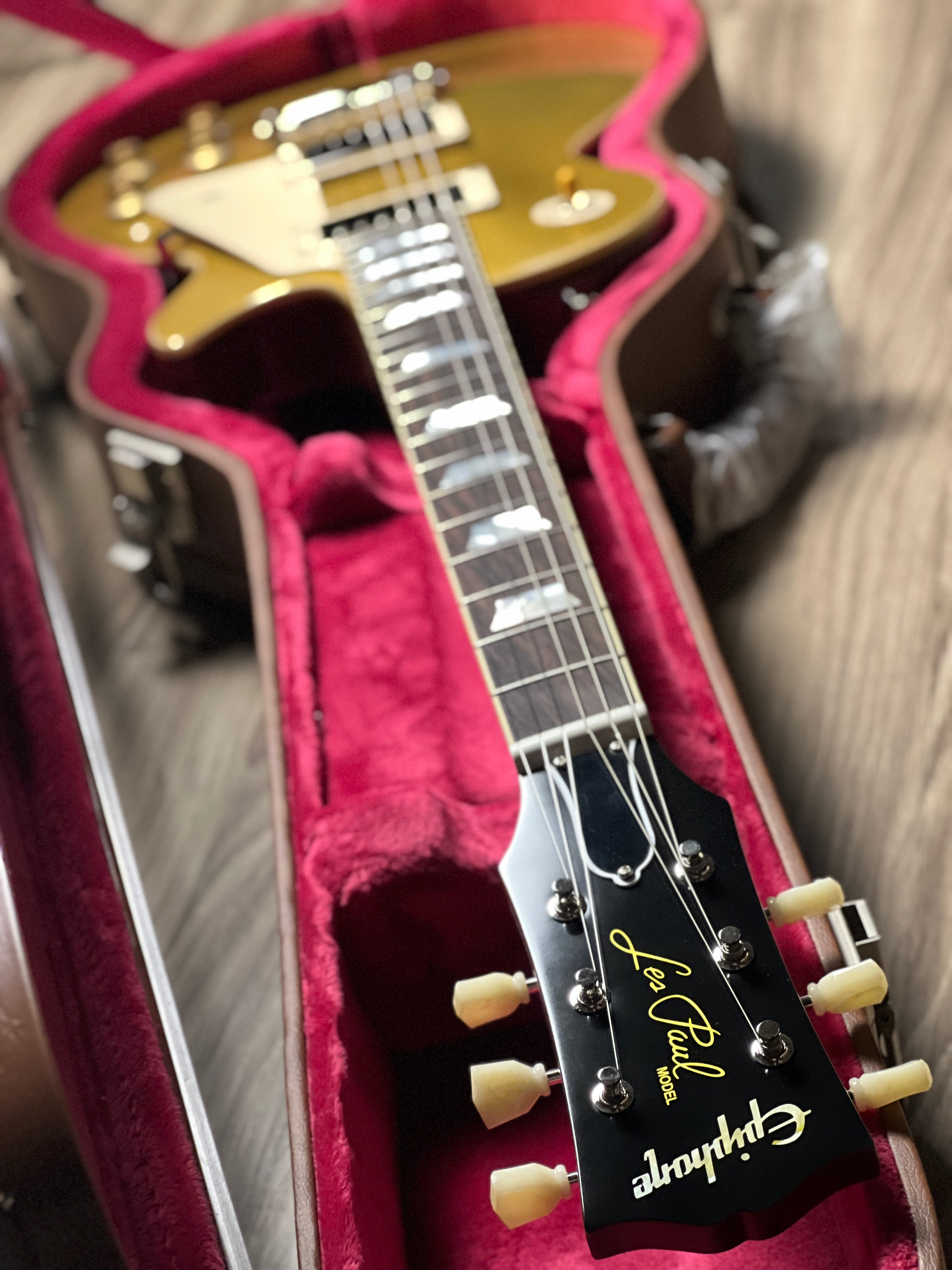 Epiphone 1957 Les Paul Goldtop Reissue in Double Gold w/Case