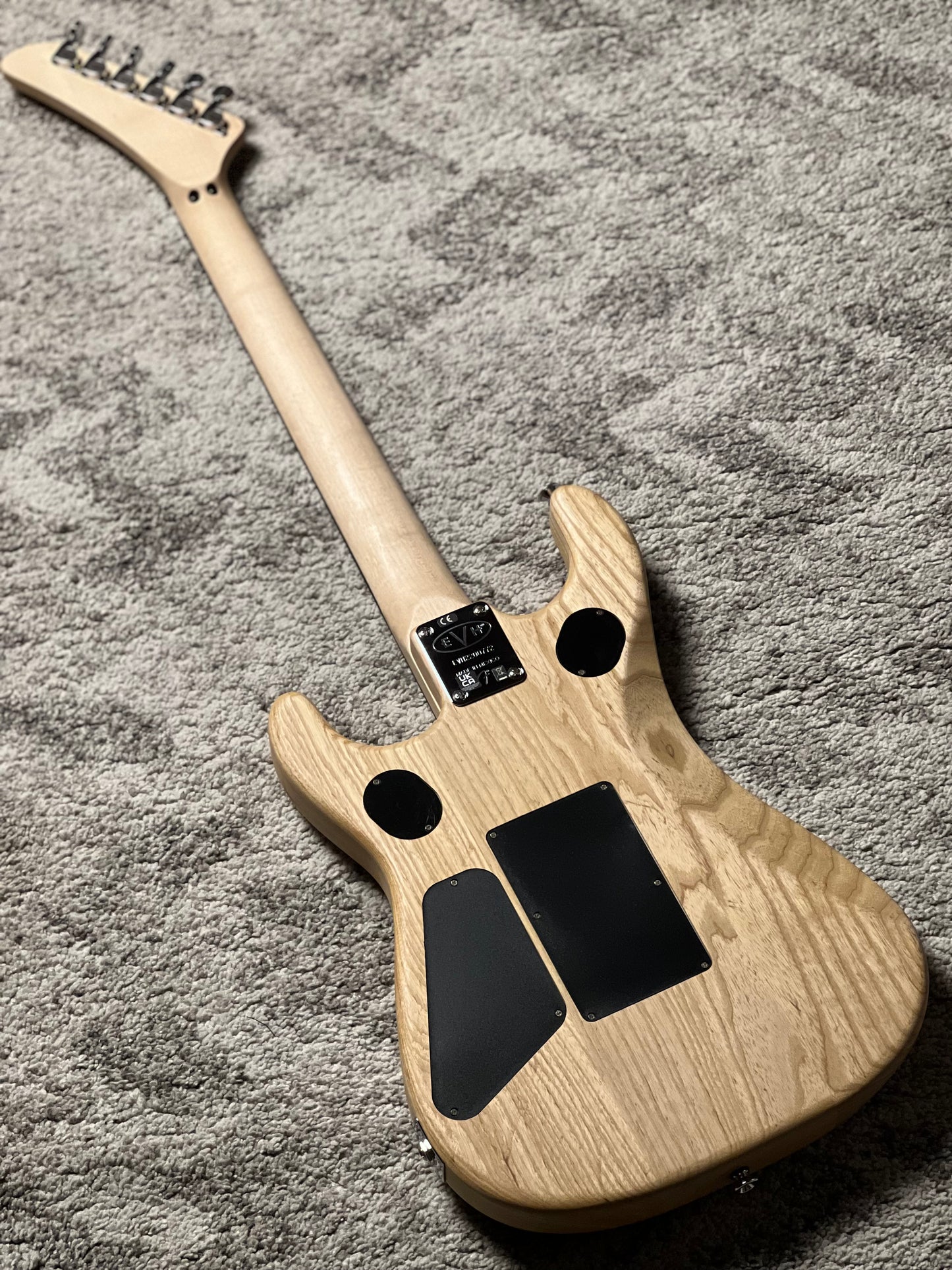 EVH 5150 Series Deluxe Ash with Ebony FB in Natural EVH2200772