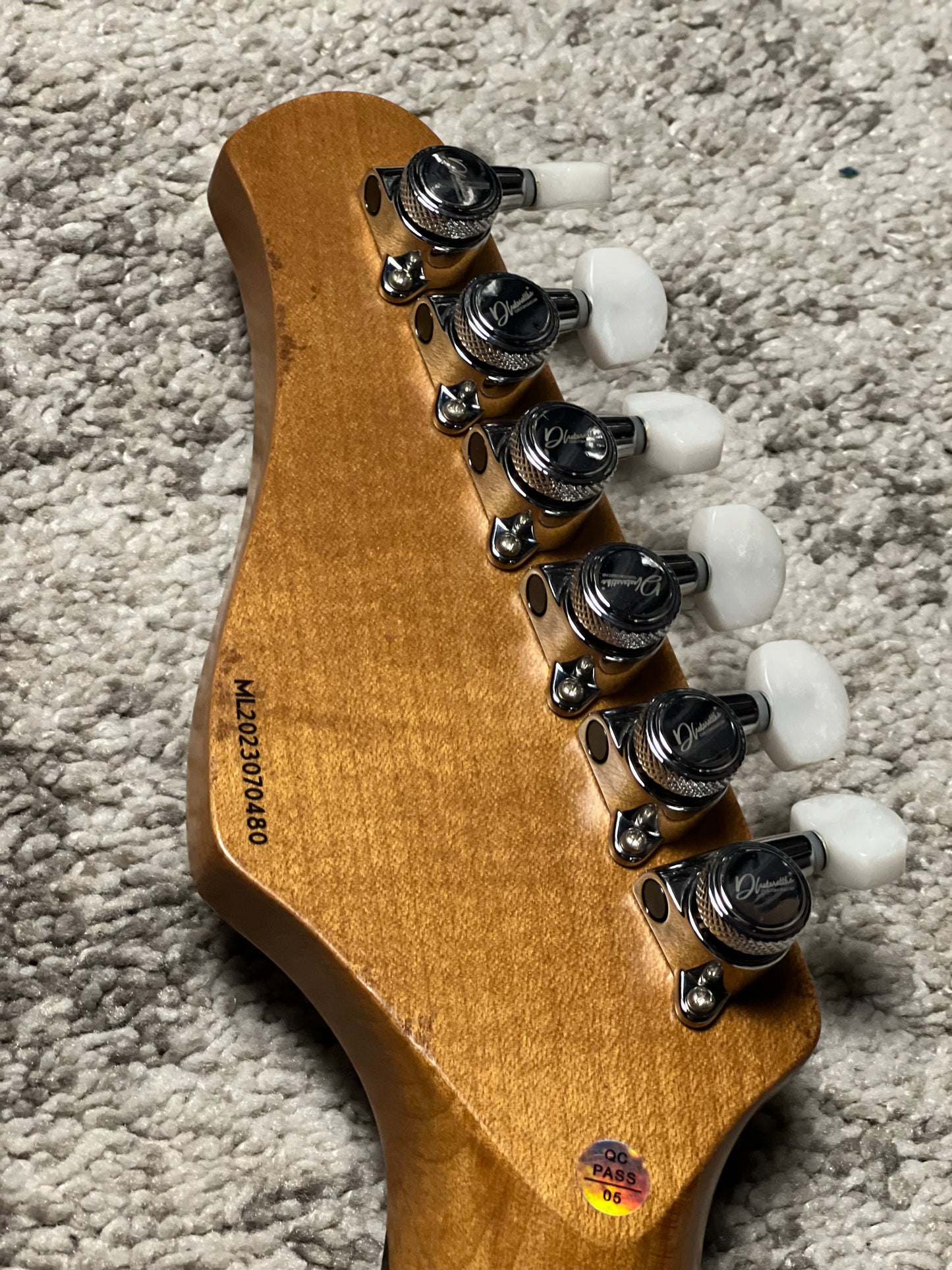 Dhatarattha Performance DST HSS in Candy Apple Red over Black Paisley with RW FB and Nitrocellulose Lacquer Relic