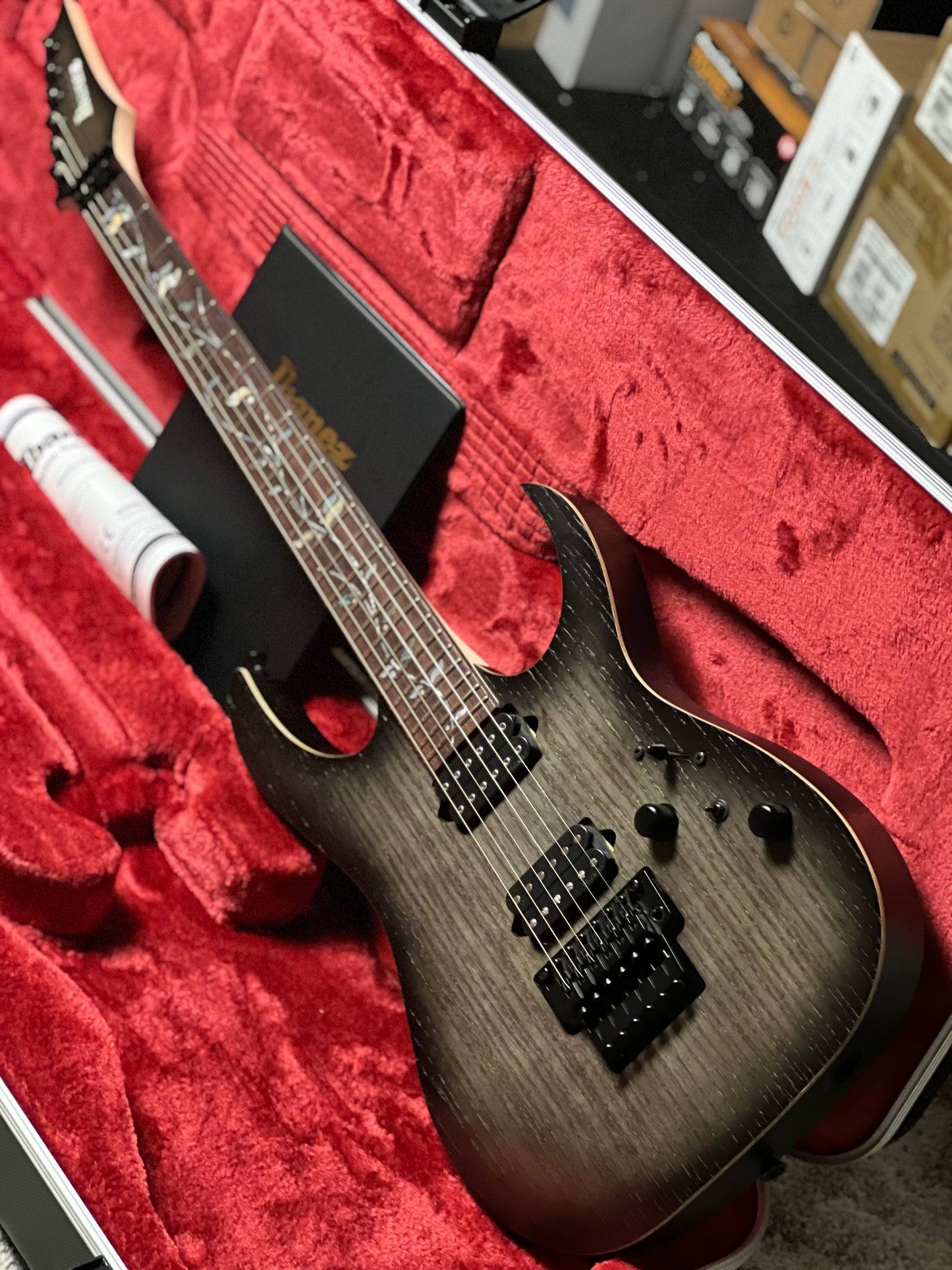 Ibanez J Custom RG8620AH-AGF in Anvil Gray Burst Flat w/Case F2533769