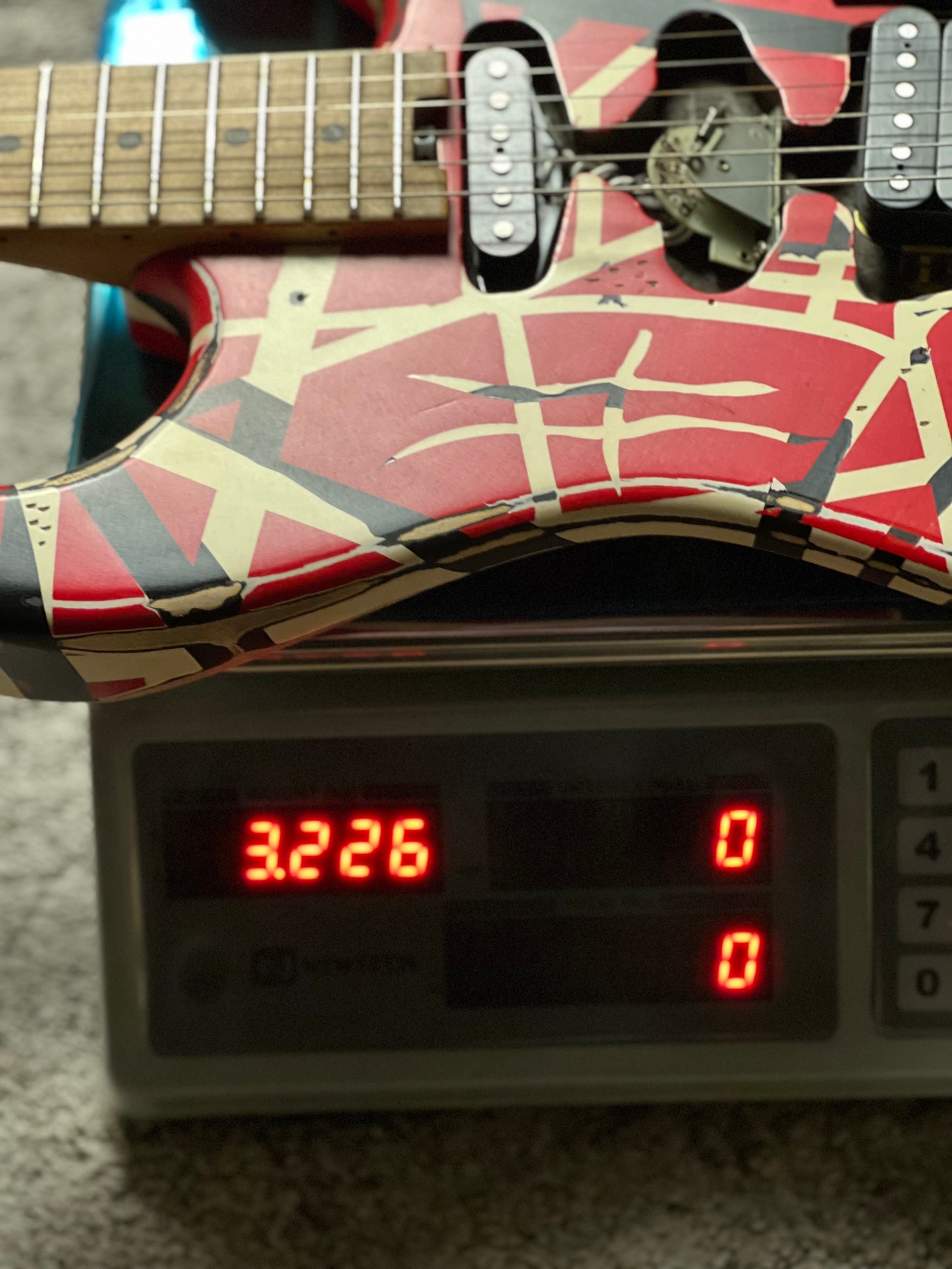 EVH Striped Series Frankenstein Relic - Red/Black/White EVH2202273