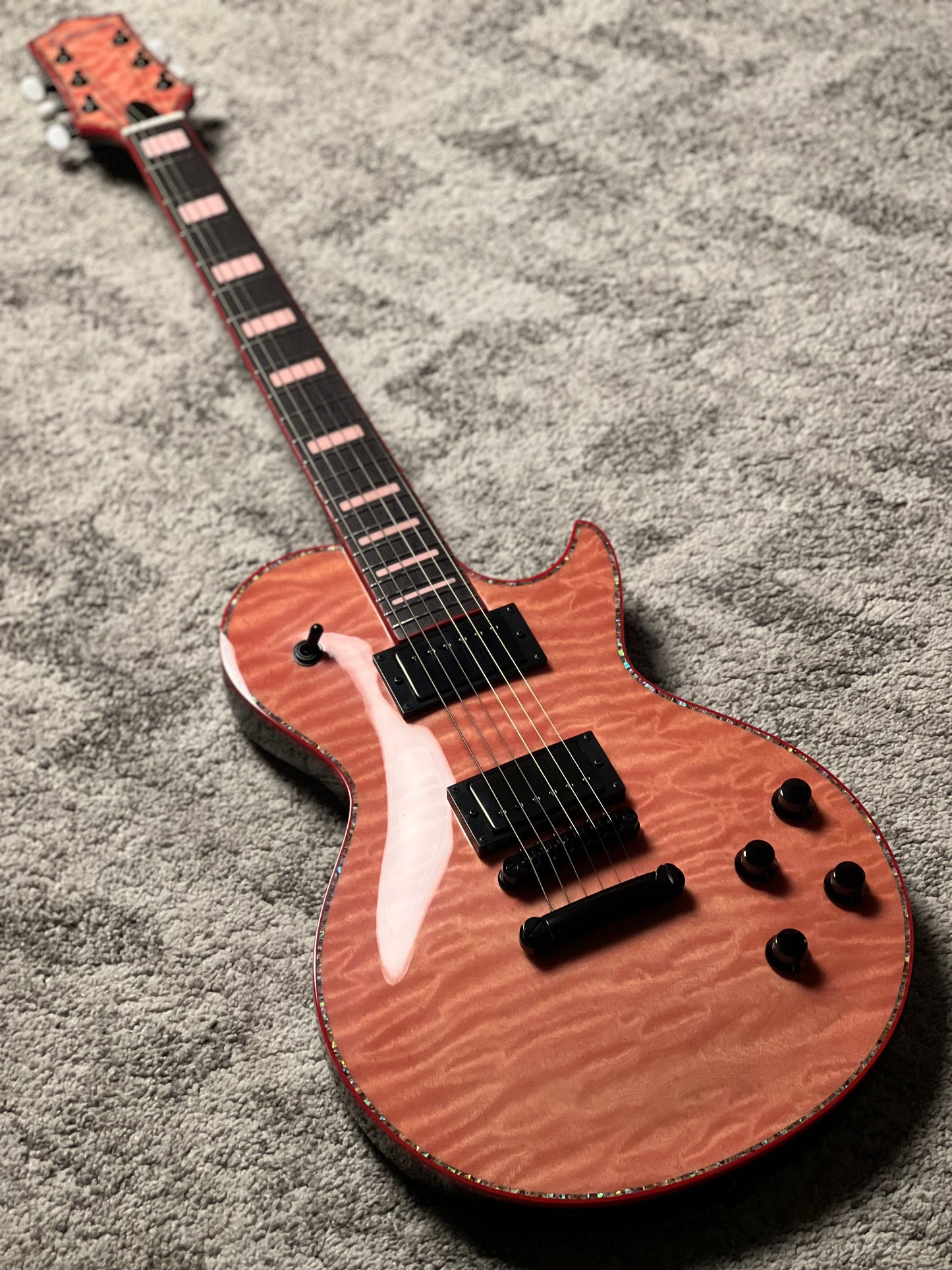 Dhatarattha Custom DLP in Trans Pink with 5A Quilt Top