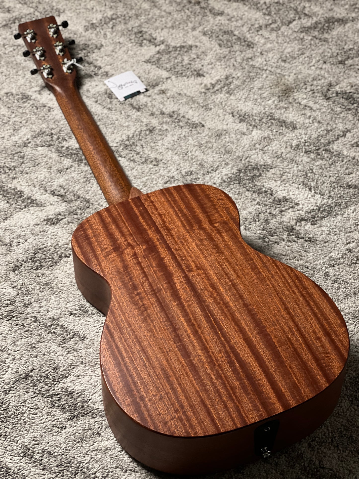 Martin 000 JR-E Acoustic Electric in Sapele