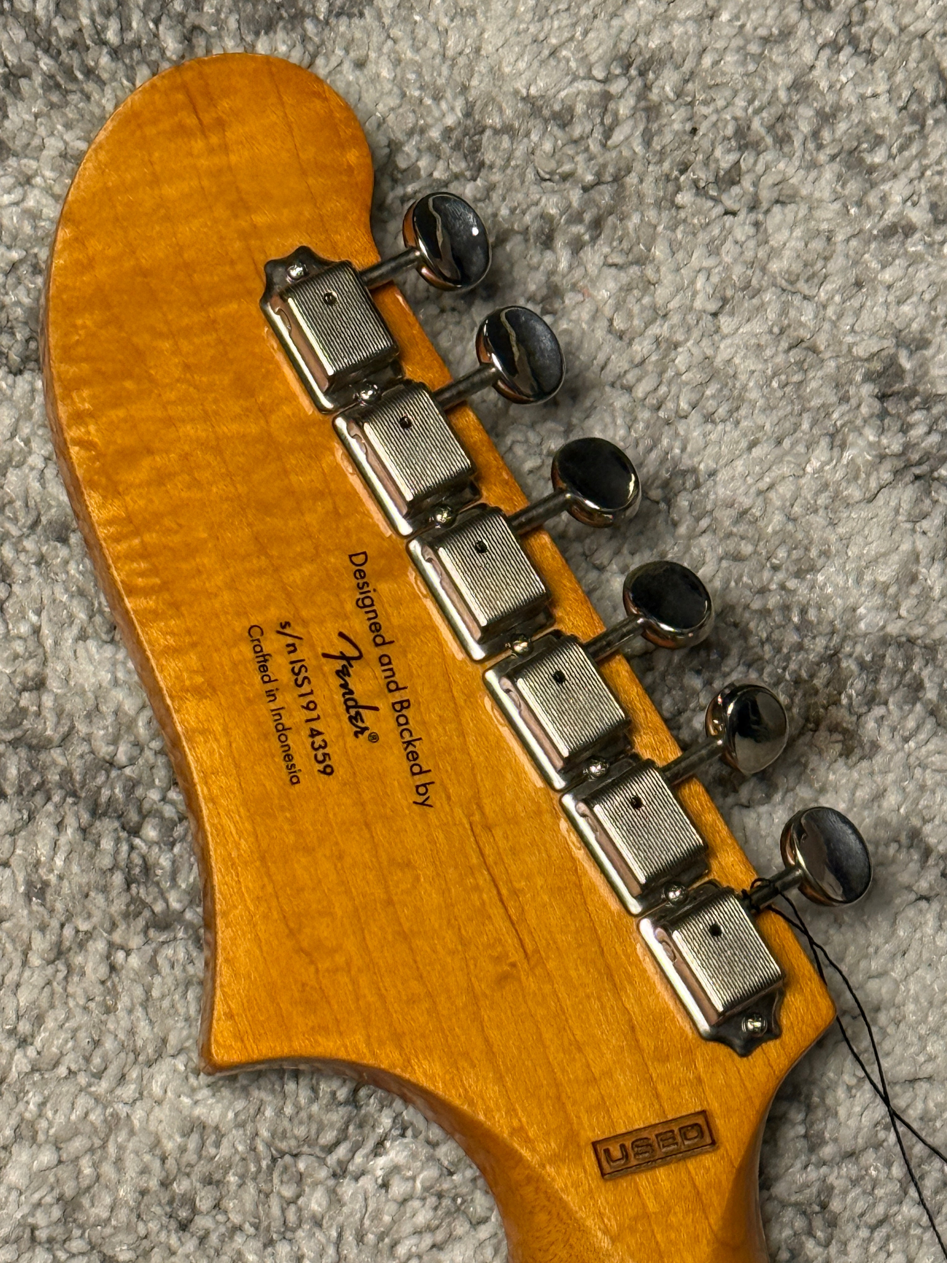 Squier Classic Vibe Starcaster - Walnut (USED) – nafiriguitar.com