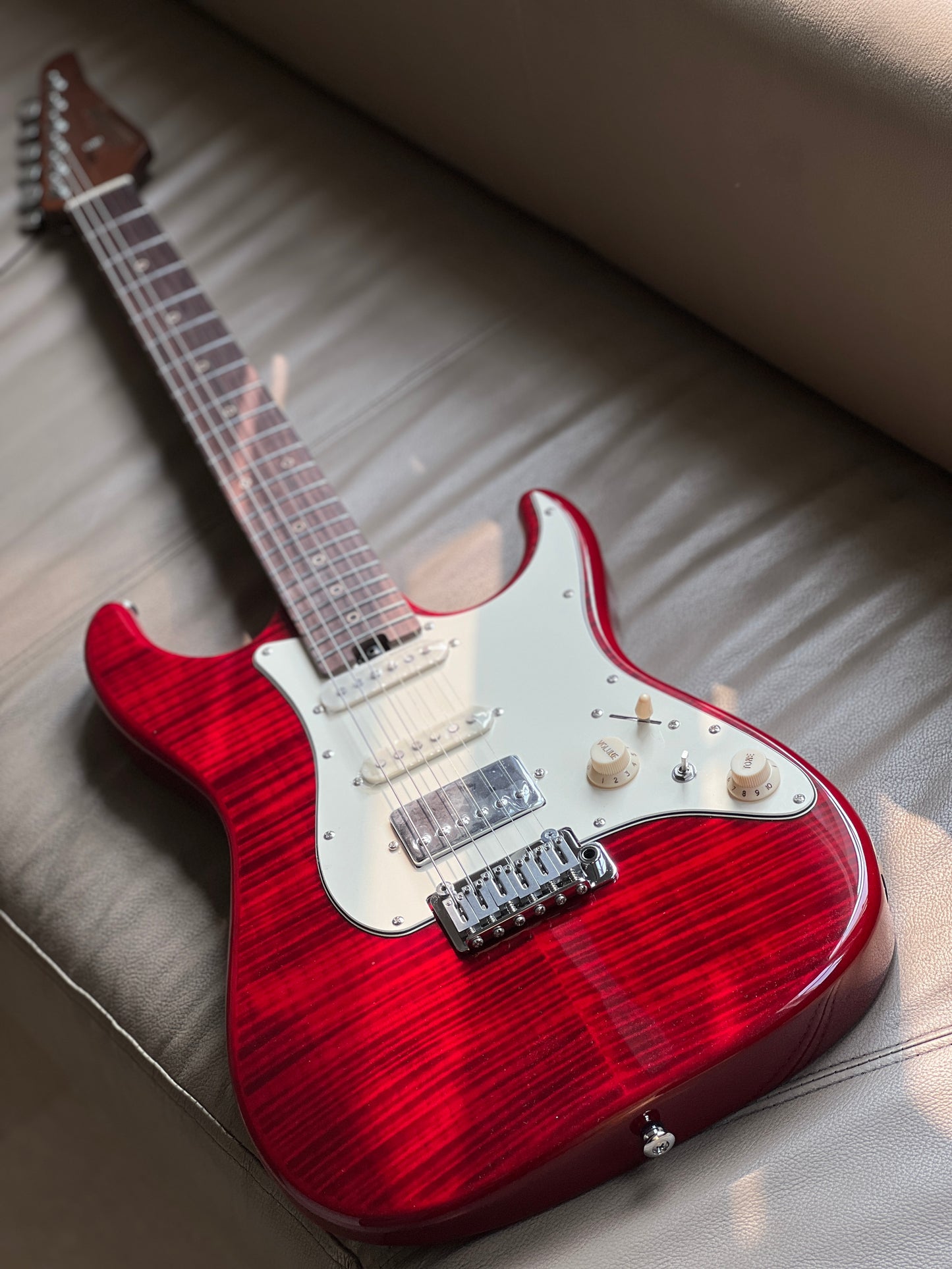 Soloking MS-11 Classic MKII in Transparent Red with Rosewood FB and 5A Flame Top Nafiri Special Run