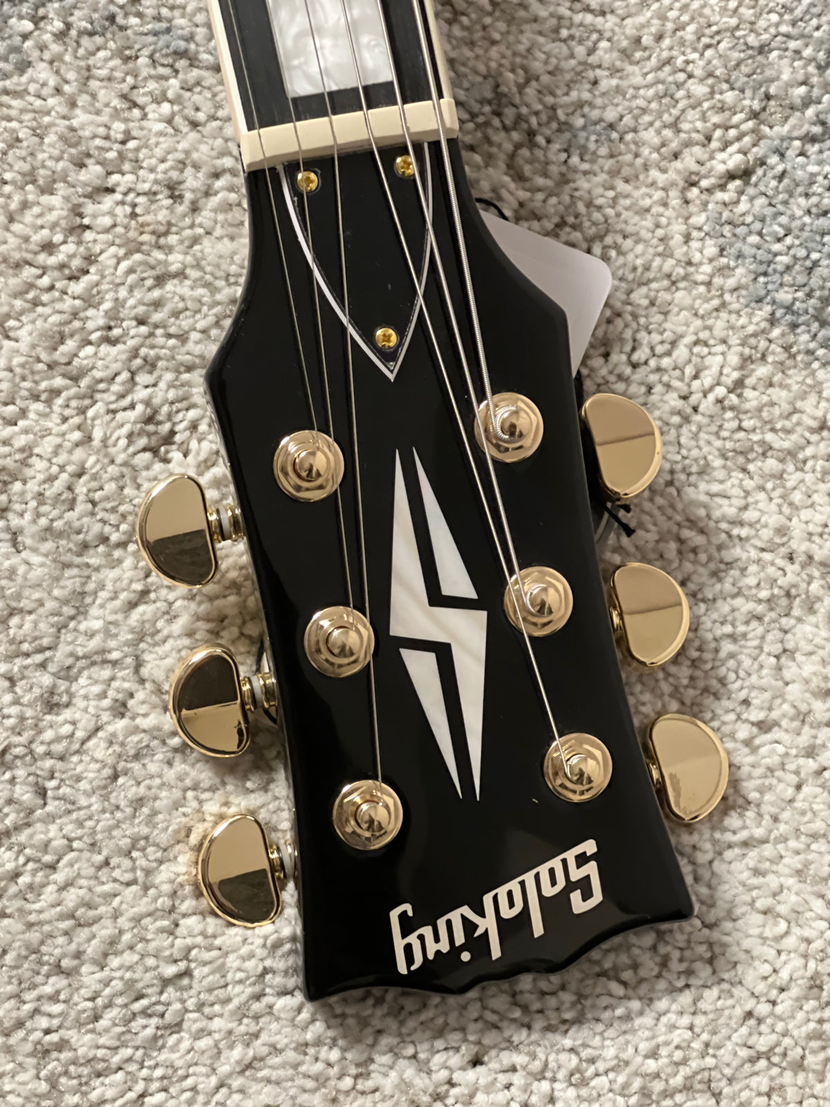 Soloking SLC60 MKII in Black Beauty with Gold Hardware (Altered Headstock)