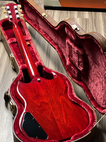 Gibson SG Standard '61 in Vintage Cherry w/Case 234040104 (B STOCK)