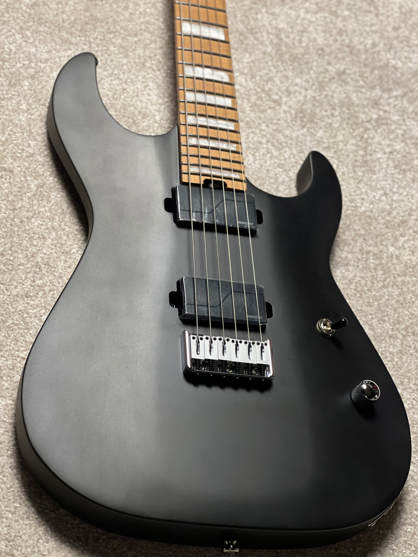 Cort KX600 Infinite in Black Satin