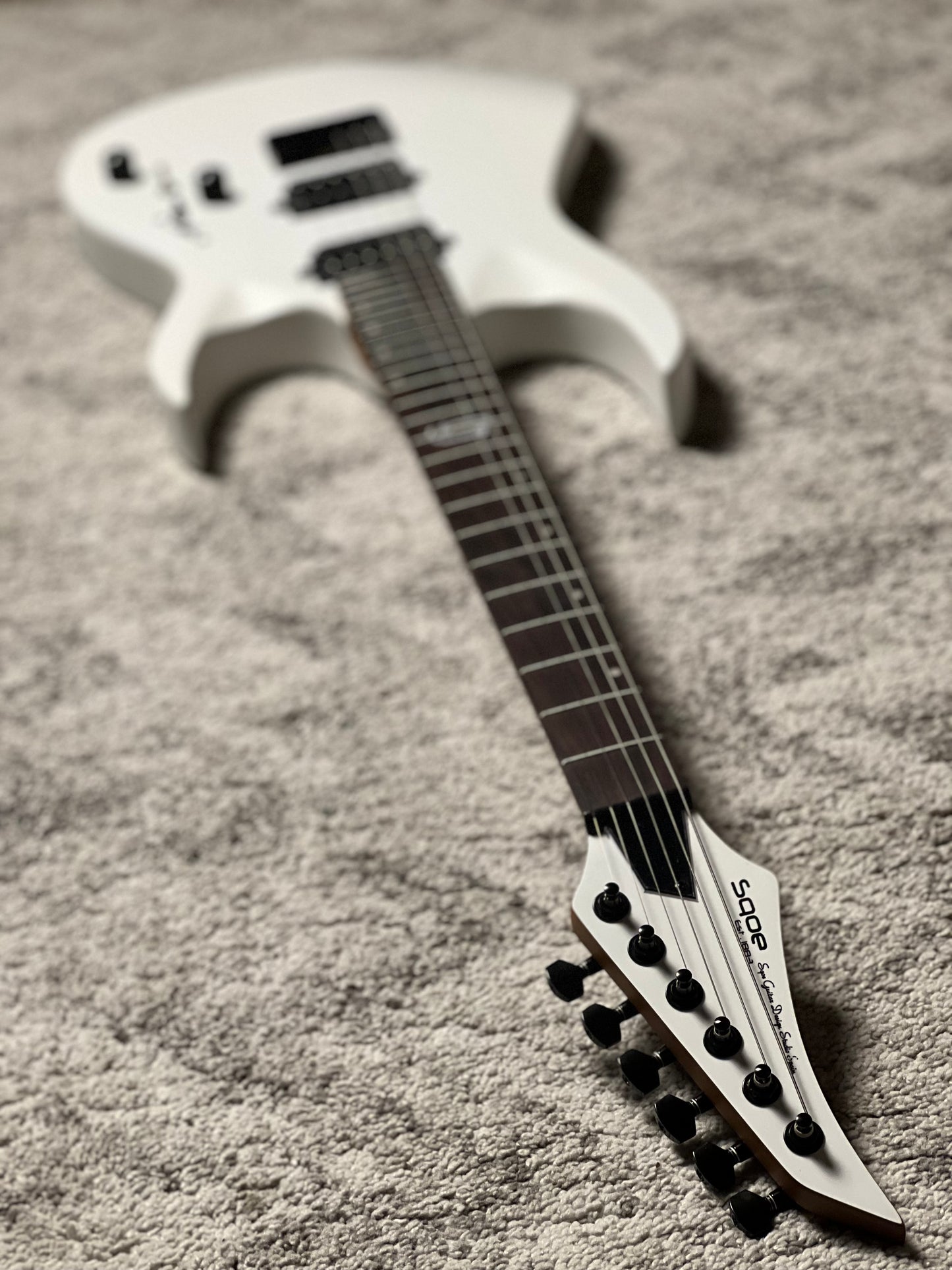 SQOE SEIB6S WH in Satin White