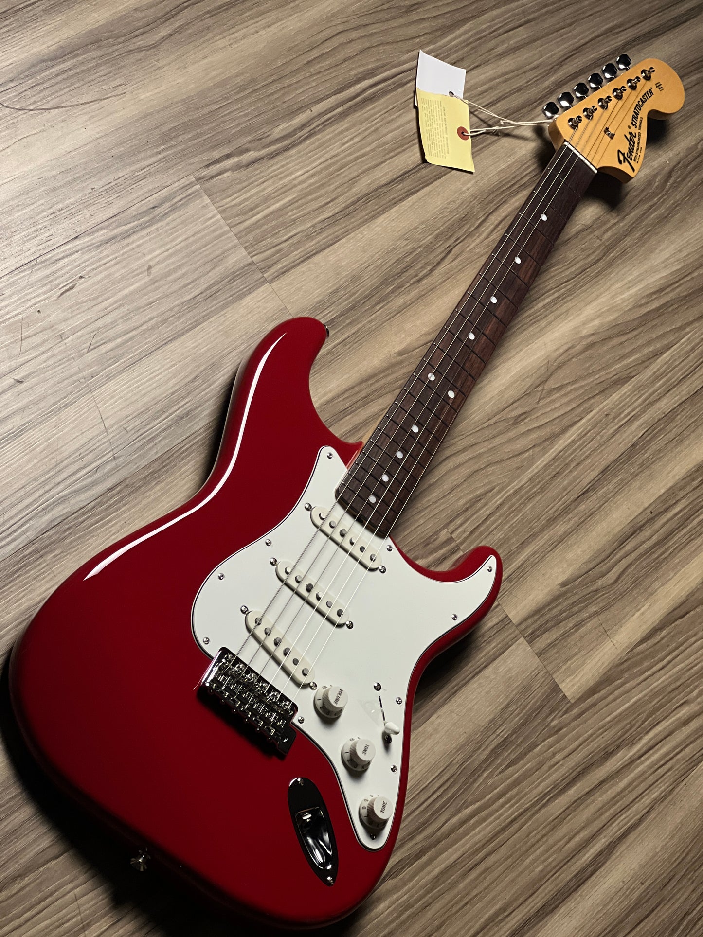 Fender FSR MIJ Traditional Late 60s Stratocaster with RW FB in Dakota Red JD24013891