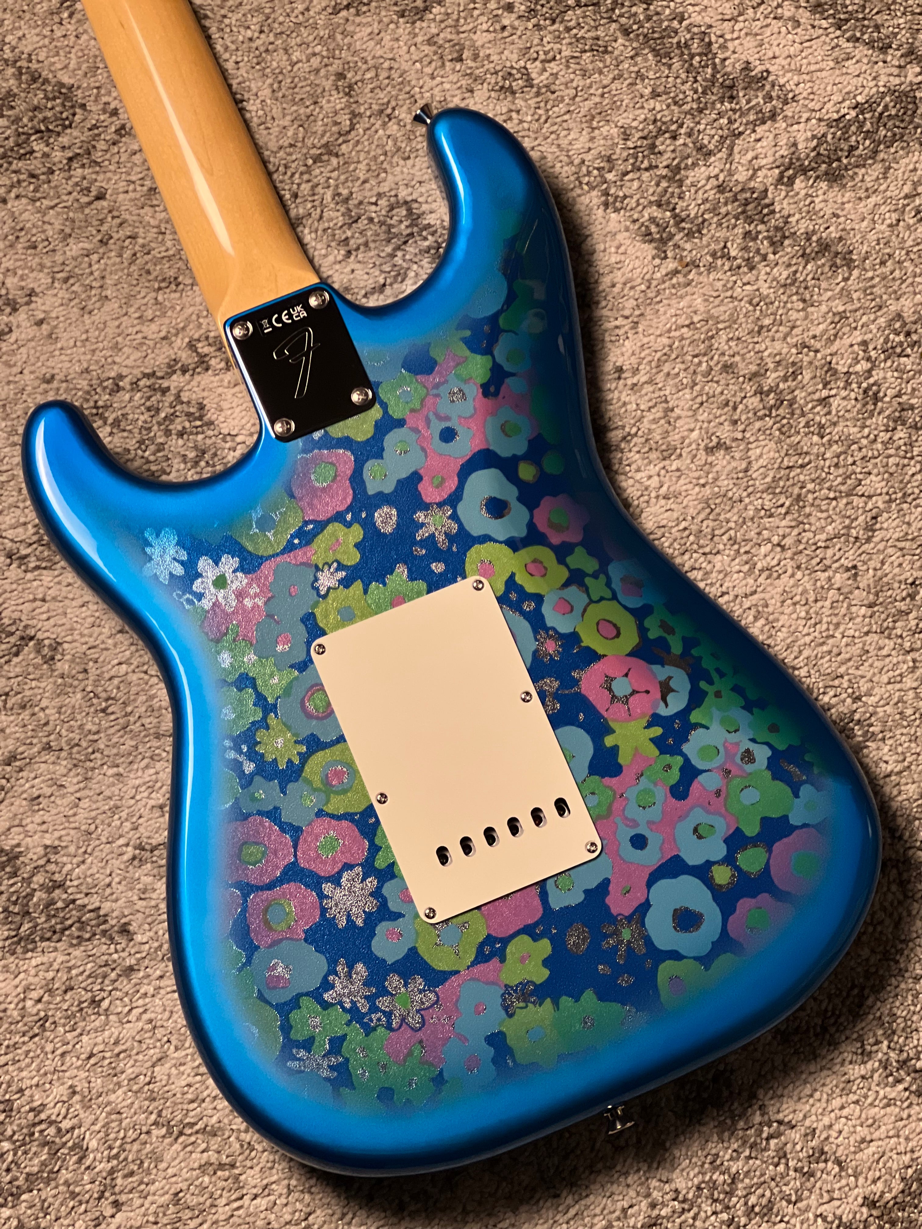 Fender MIJ Limited Stratocaster with Maple FB in Blue Flower