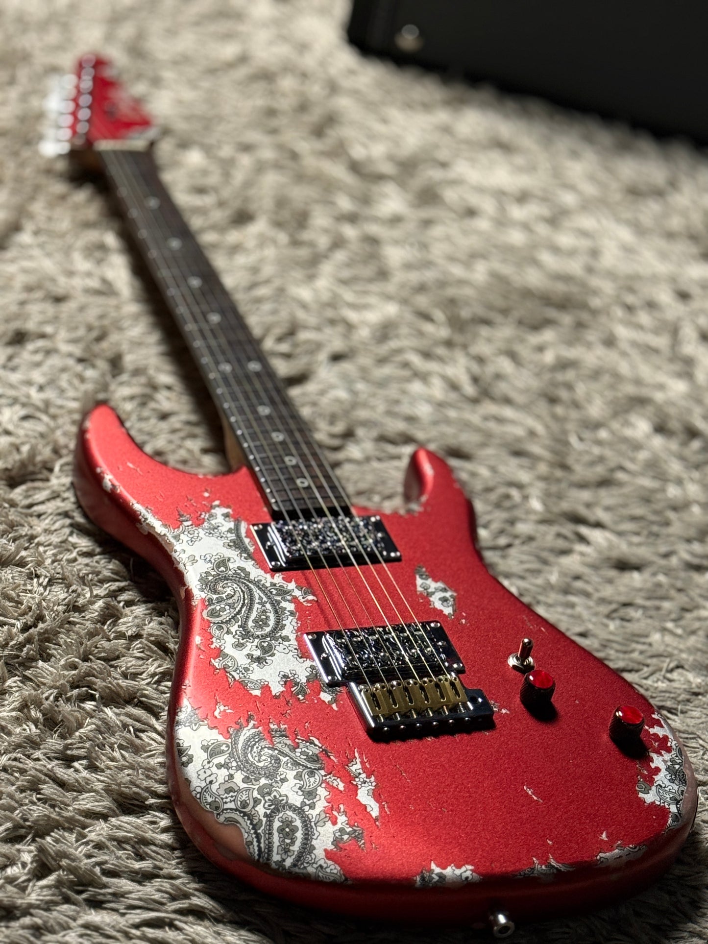Dhatarattha Performance DST HH in Candy Apple Red over Black Paisley with RW FB and Nitrocellulose Lacquer Relic