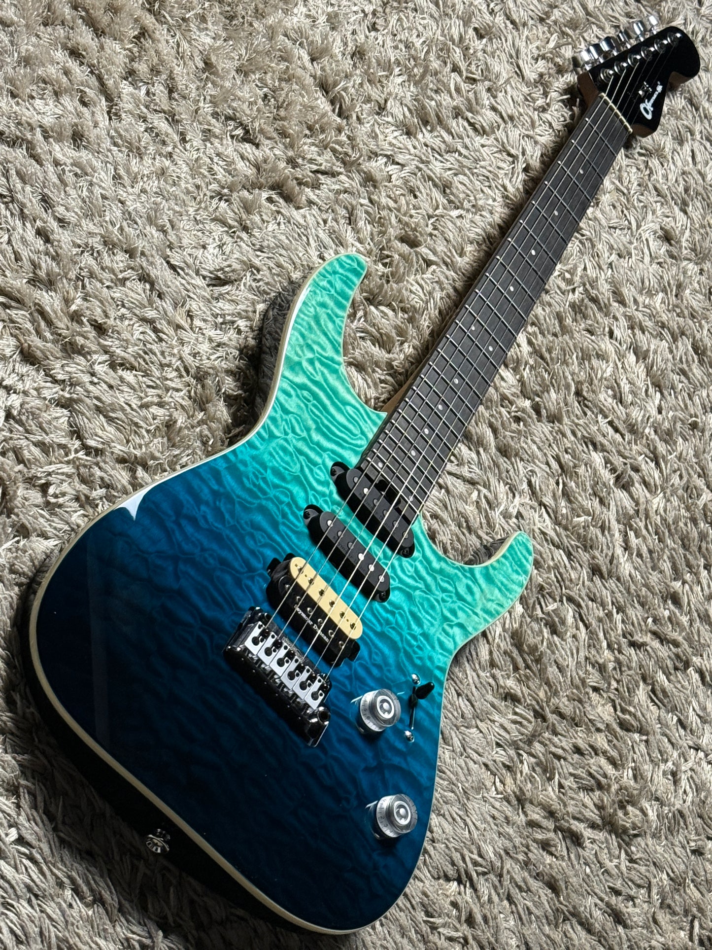 Charvel Pro-Mod Plus Dinky DK24 HSS QM in Blue Curaçao ICC250000 (USED)
