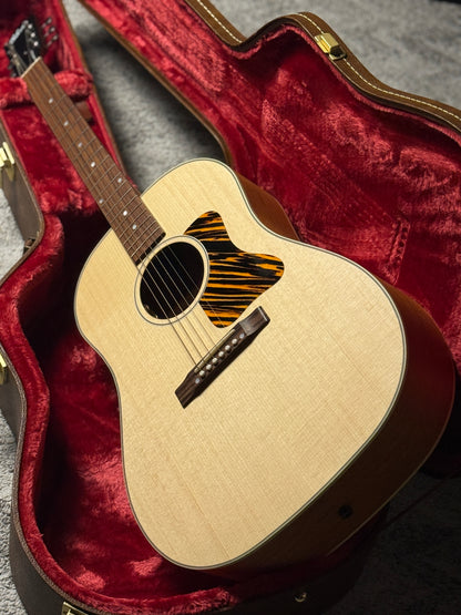 Gibson Acoustic '30s J-35 Acoustic electric in Faded Natural