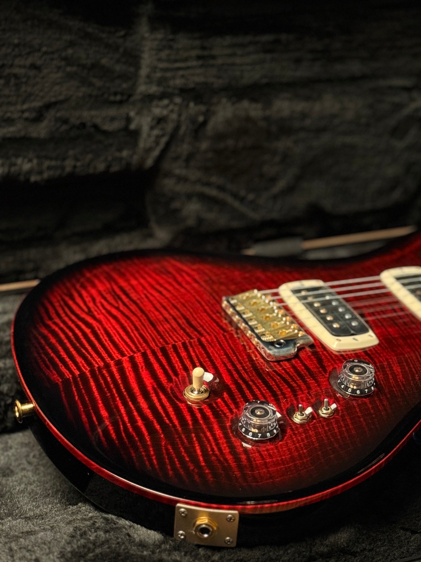 PRS Custom 24-08 10-Top in Fire Smokeburst 0415550