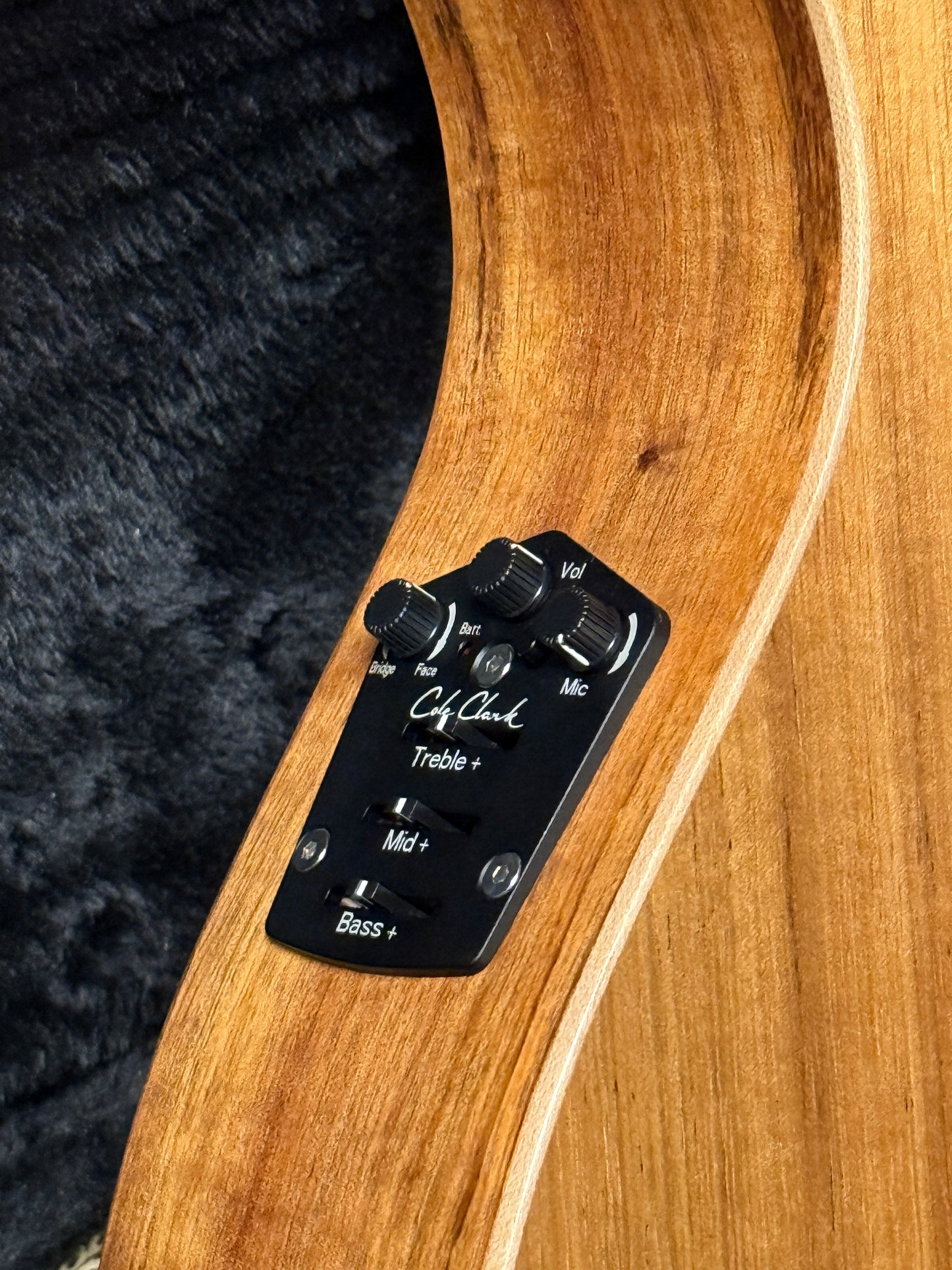 Cole Clark True Hybrid TL2EC-BLBL-SSS Acoustic Electric Guitar in Natural