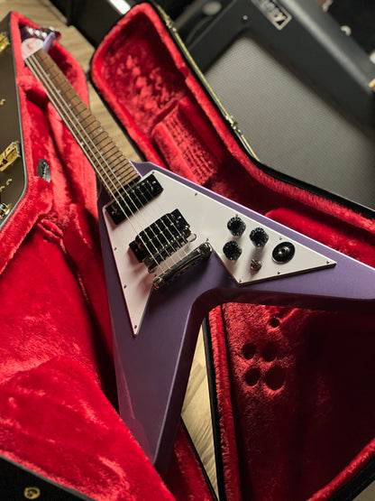 Epiphone Kirk Hammett 1979 Flying V in Purple Metallic