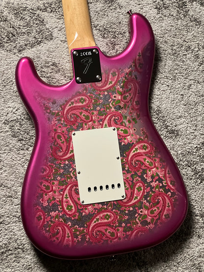 Fender MIJ Limited Stratocaster with Maple FB in Pink Paisley JD26001405