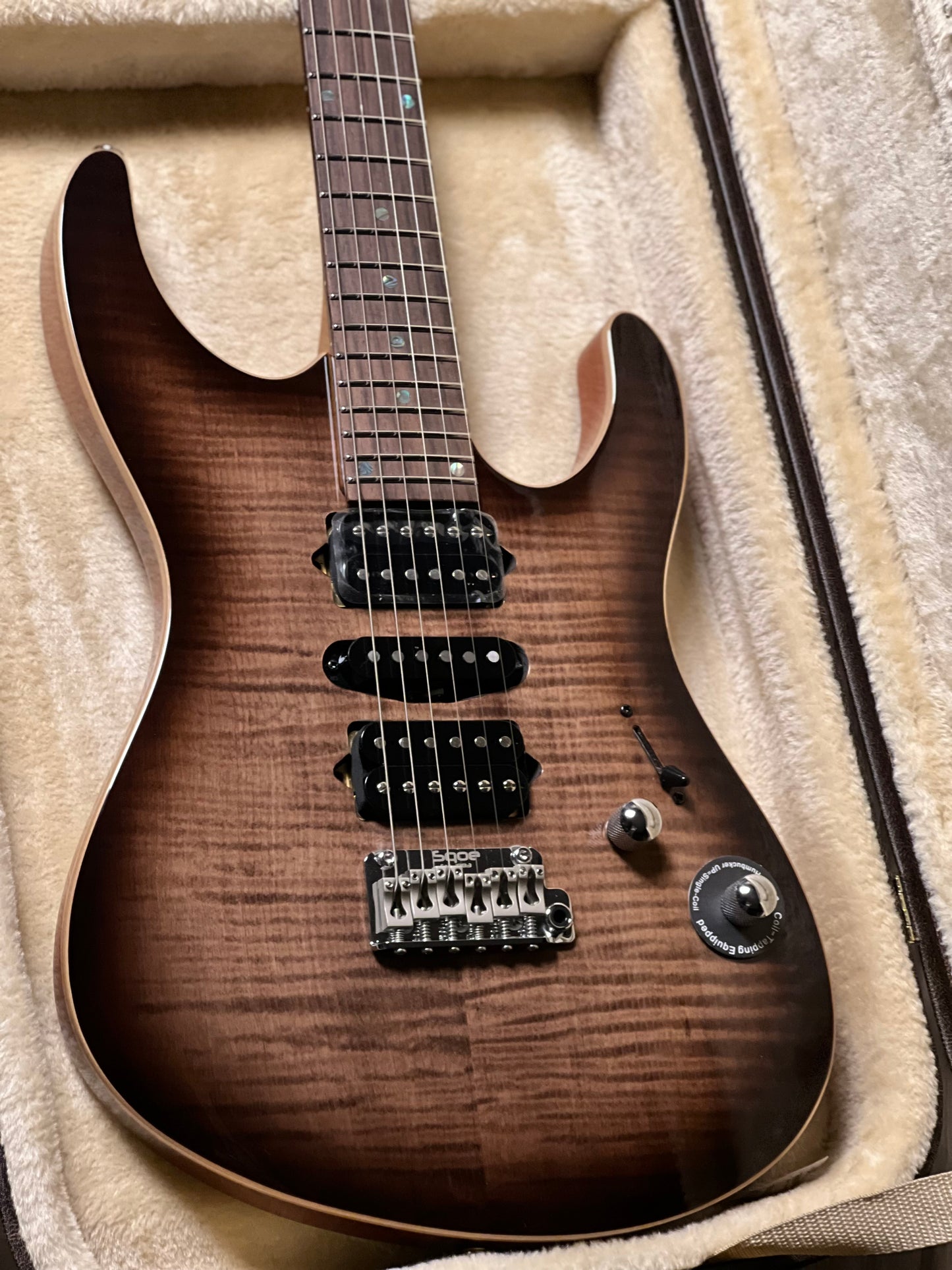 SQOE SEIB998 HSH BK in Caramel Black