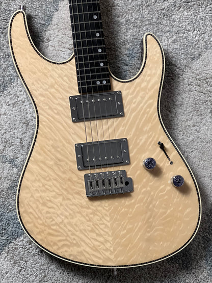 Dhatarattha Custom DST HH Quilt in Natural with Rosewood FB