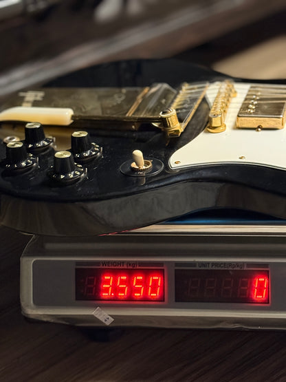 Gibson Custom Shop SG Custom 3-Pickup with Long Maestro Vibrola VOS in Ebony with case 000711