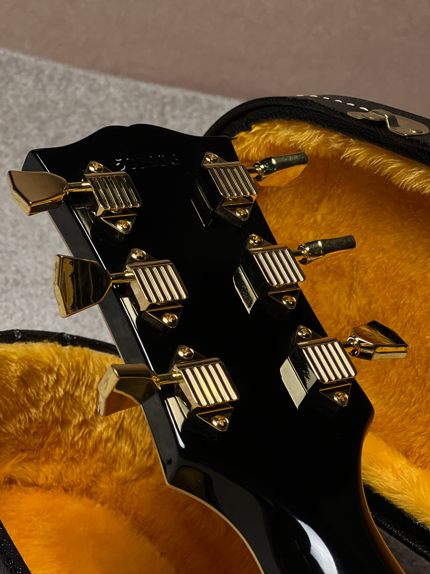 Gibson 1968 Les Paul Custom Reissue Gloss in Ebony w/Case 503938