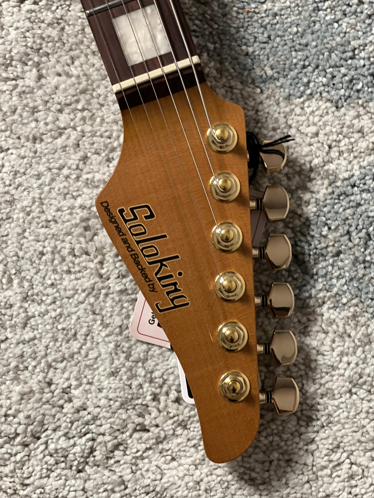 Soloking JM40 Offset Deluxe in Polar White with Gold Hardware