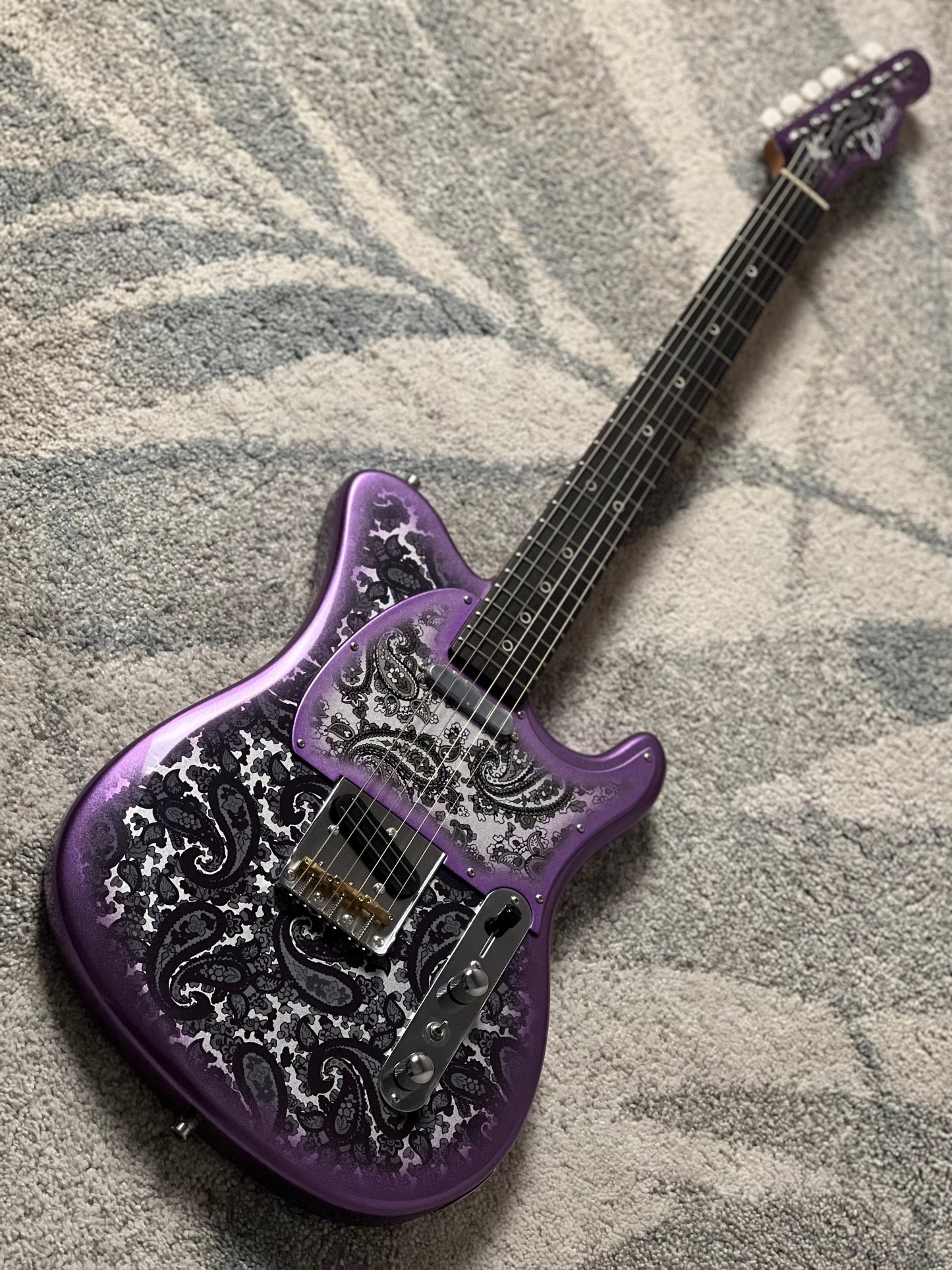 Dhatarattha Performance DTL in Purple Burst Over Black Paisley with Rosewood FB