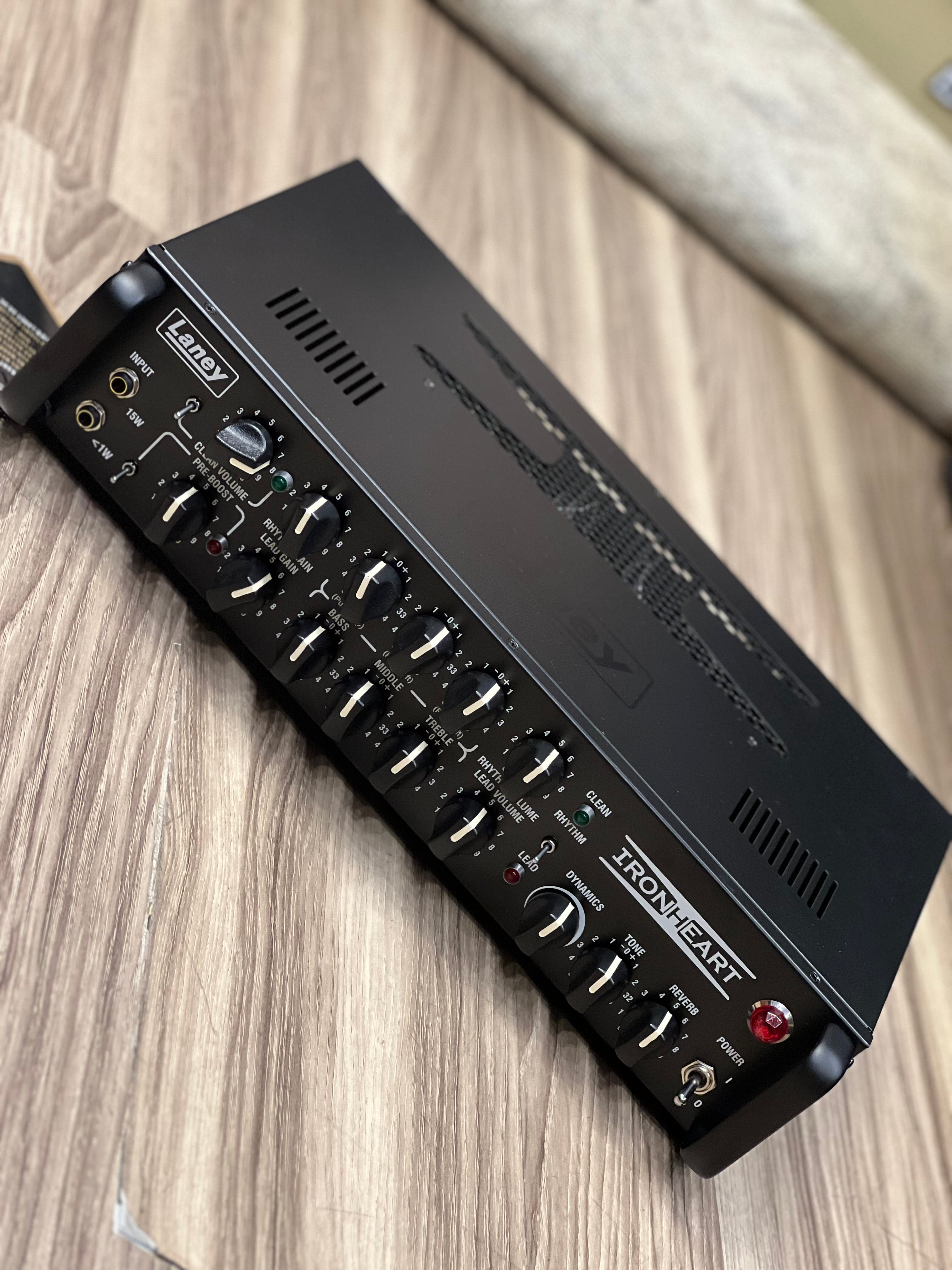 Laney Ironheart IRT-Studio 15-watt Rackmount Tube Head