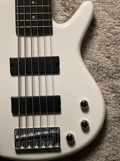Ibanez GSR186-PW Gio 6-String Bass in Pearl White