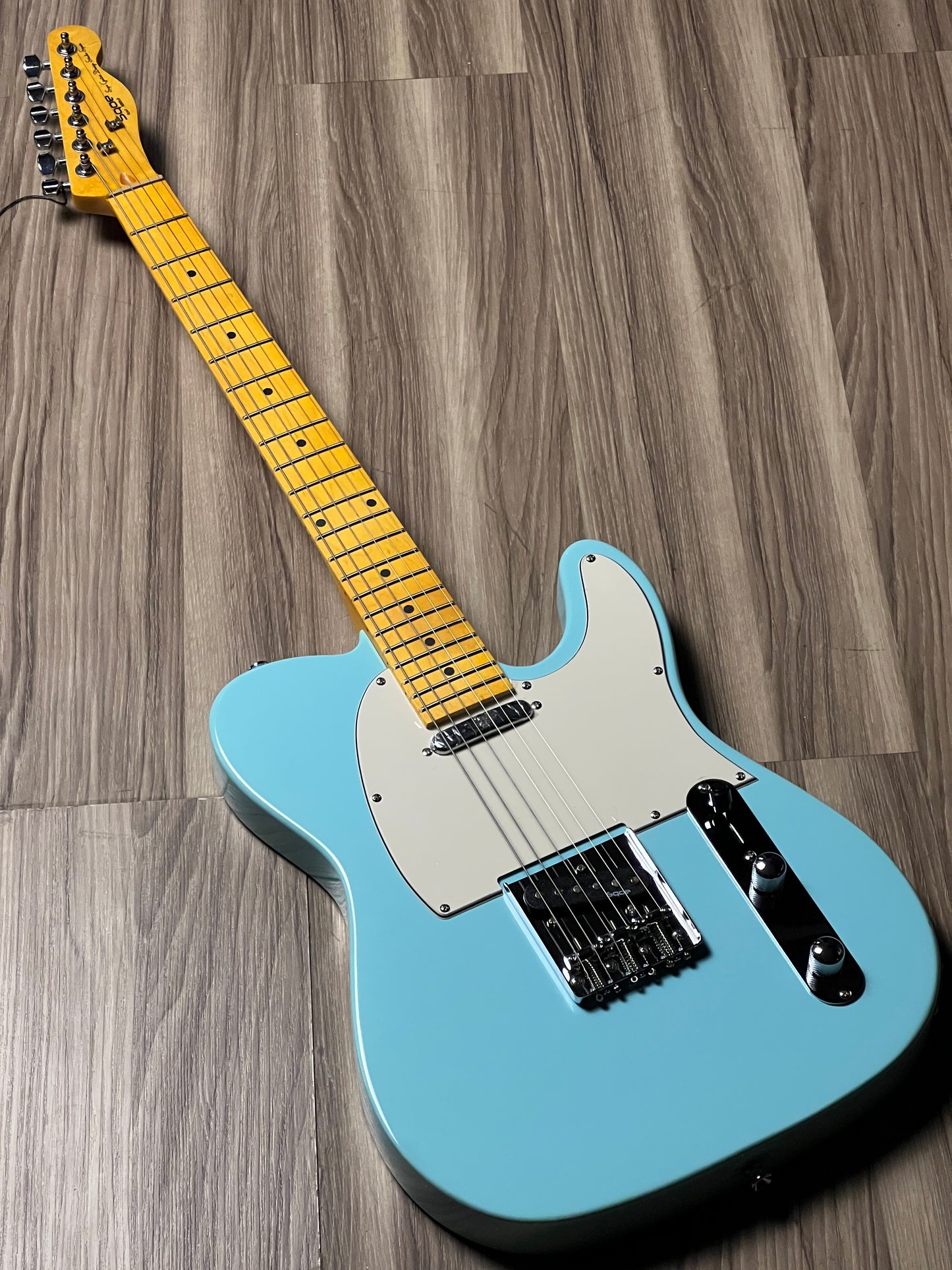 SQOE SETL250 with Maple FB in Sonic Blue