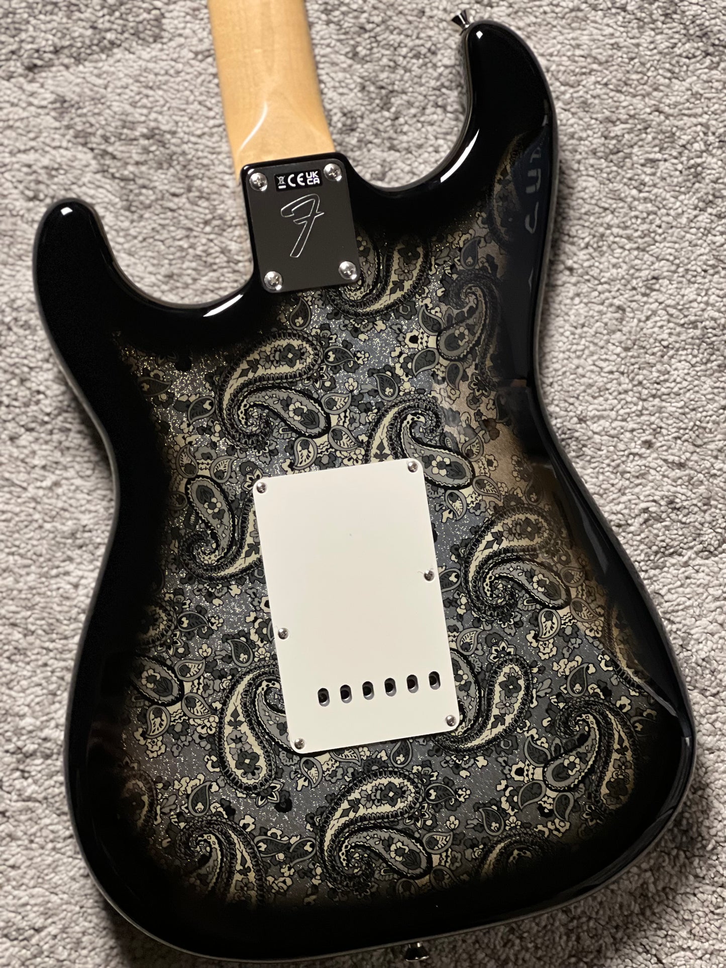 Fender MIJ Limited Stratocaster with Maple FB in Black Paisley JD26001086